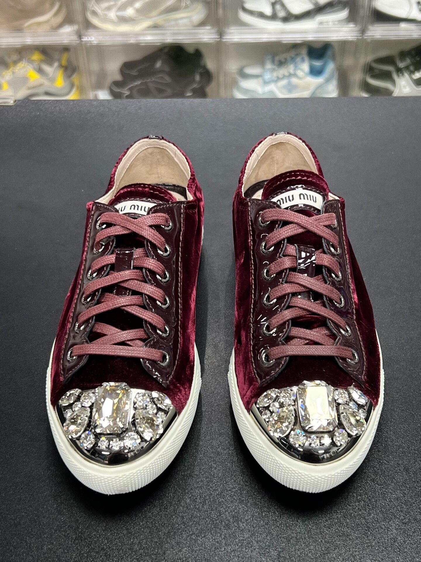 Miu Miu Miu Miu Red Lowtop Sneakers us_7 Women Size US 7 / IT 37 - 2 Thumbnail