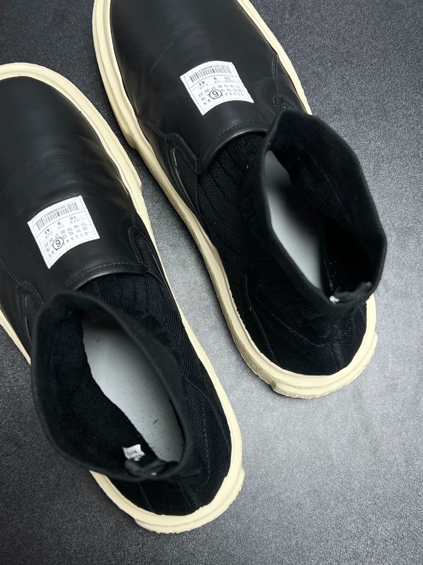 Maison Margiela Maison Margiela Leather Black Lowtop Sneakers 10 Men Size US 10 / EU 43 - 4 Thumbnail