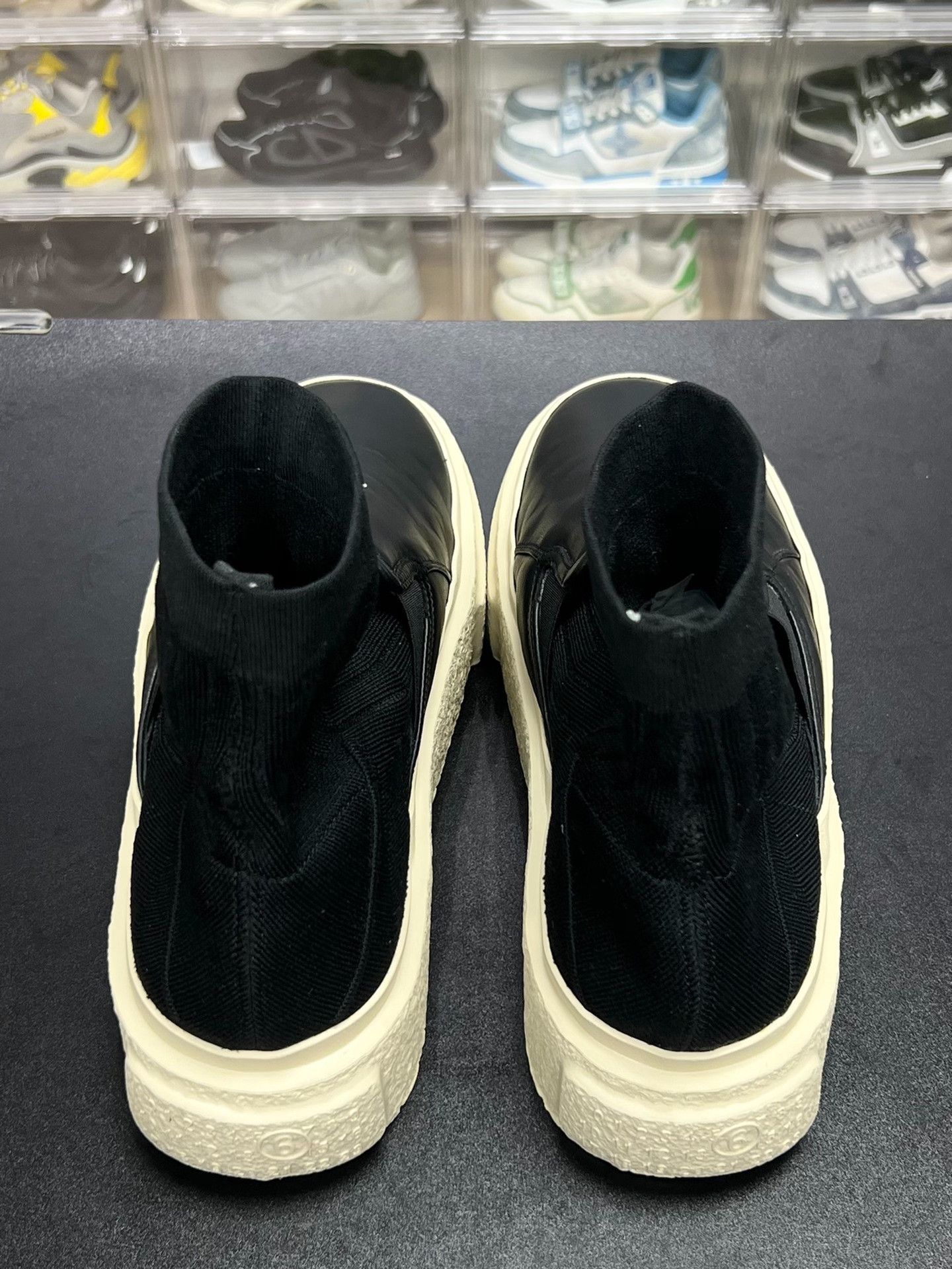 Maison Margiela Maison Margiela Leather Black Lowtop Sneakers 10 Men Size US 10 / EU 43 - 7 Thumbnail