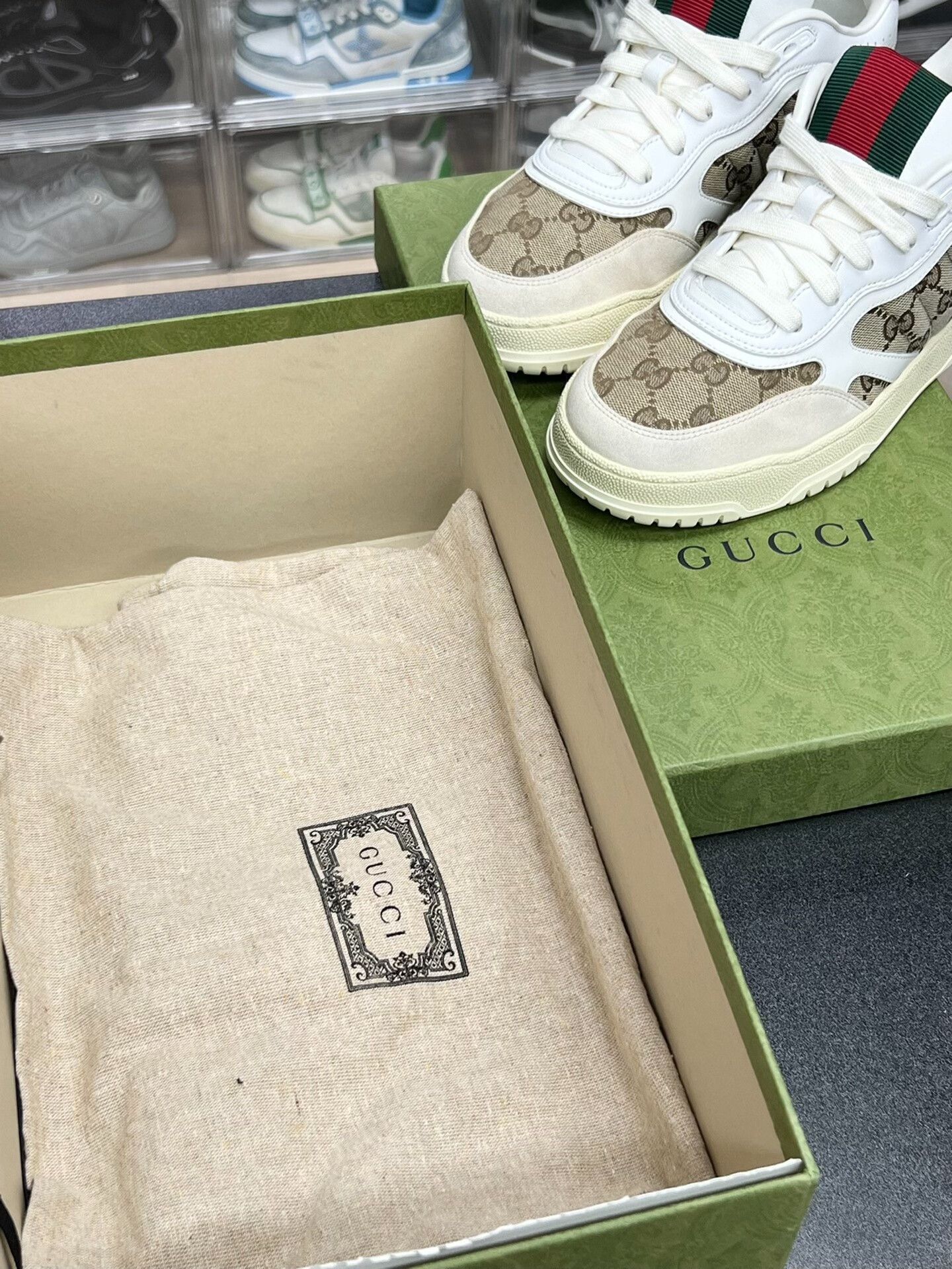 Gucci Gucci Brown Lowtop Sneakers 7.5 Men Size US 7.5 / EU 40-41 - 9 Thumbnail