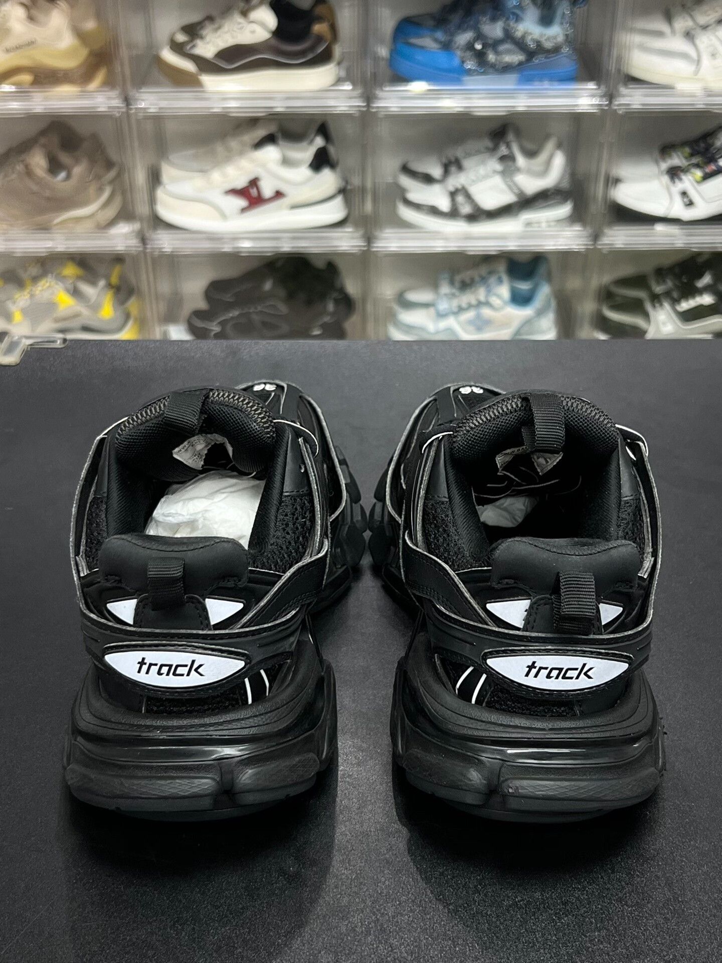 Balenciaga Balenciaga Black Lowtop Sneakers us_6 Women Size US 6 / IT 36 - 7 Thumbnail
