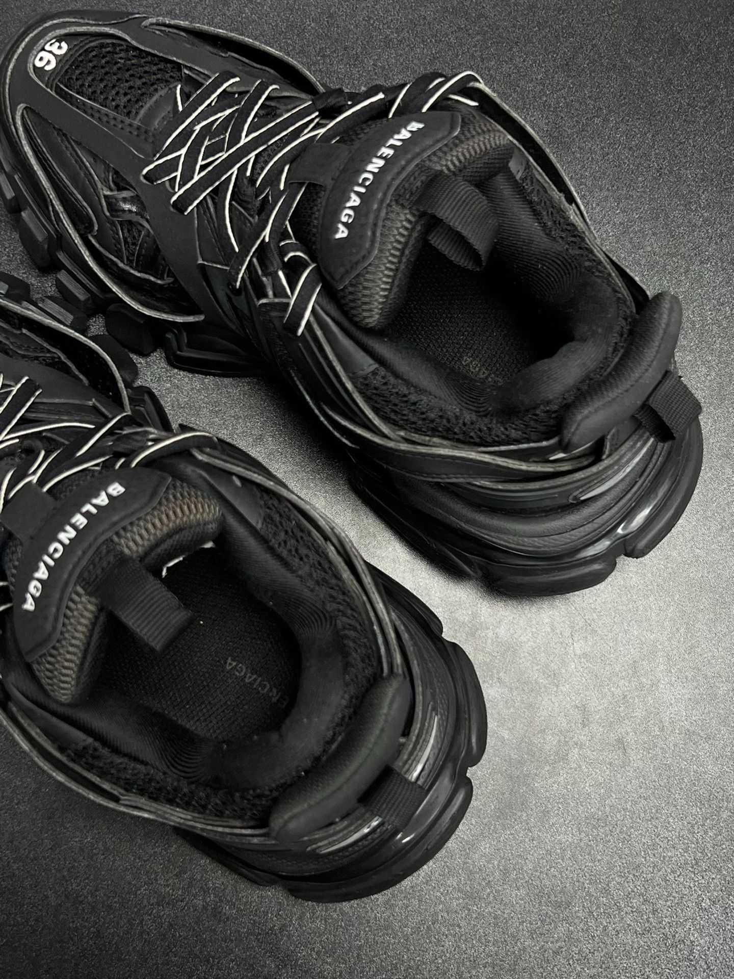 Balenciaga Balenciaga Black Lowtop Sneakers us_6 Women Size US 6 / IT 36 - 4 Thumbnail