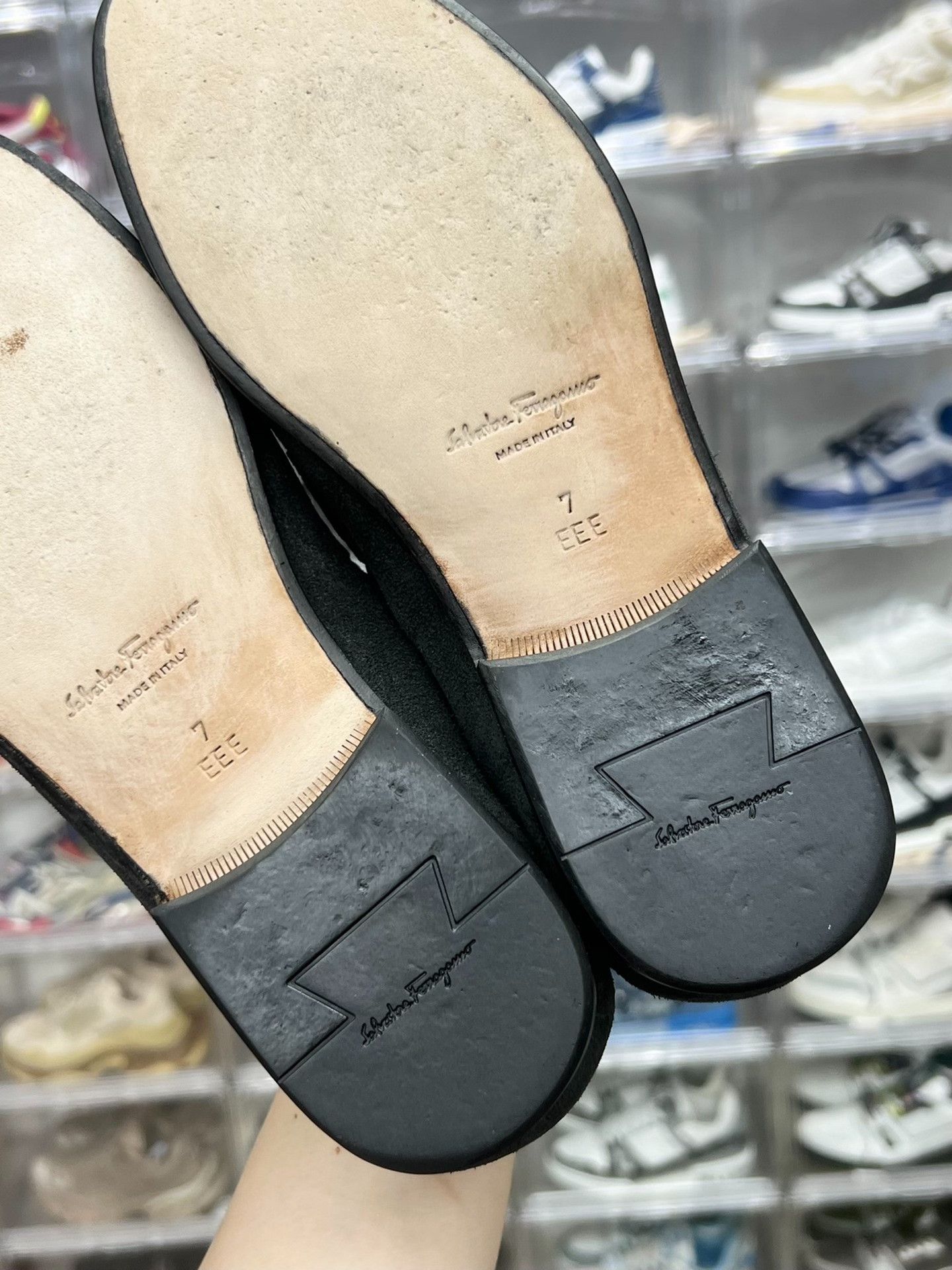 Salvatore Ferragamo Salvatore Ferragamo Black Slip Ons 7 Men Size US 7 / EU 40 - 9 Thumbnail