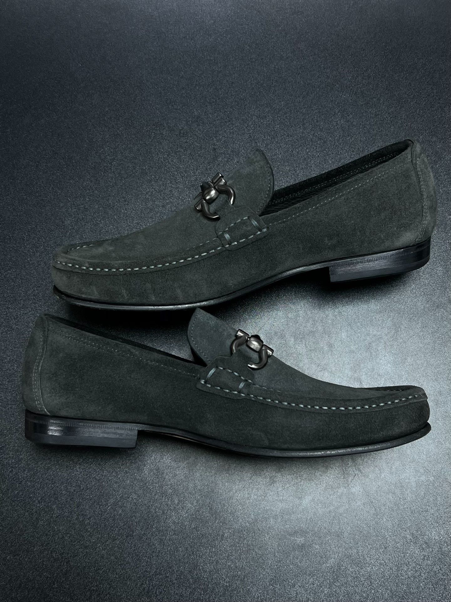 Salvatore Ferragamo Salvatore Ferragamo Black Slip Ons 7 Men Size US 7 / EU 40 - 6 Thumbnail