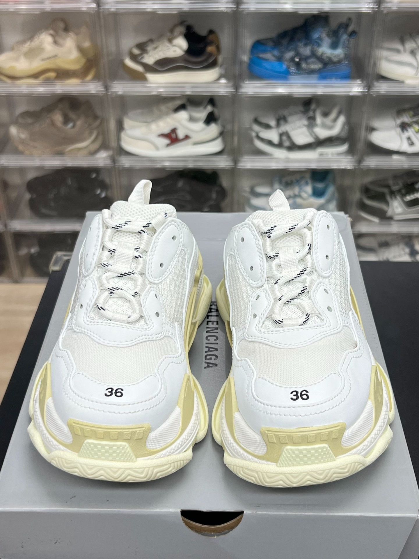 Balenciaga Balenciaga Sandals us_6 Women Size US 6 / IT 36 - 2 Thumbnail
