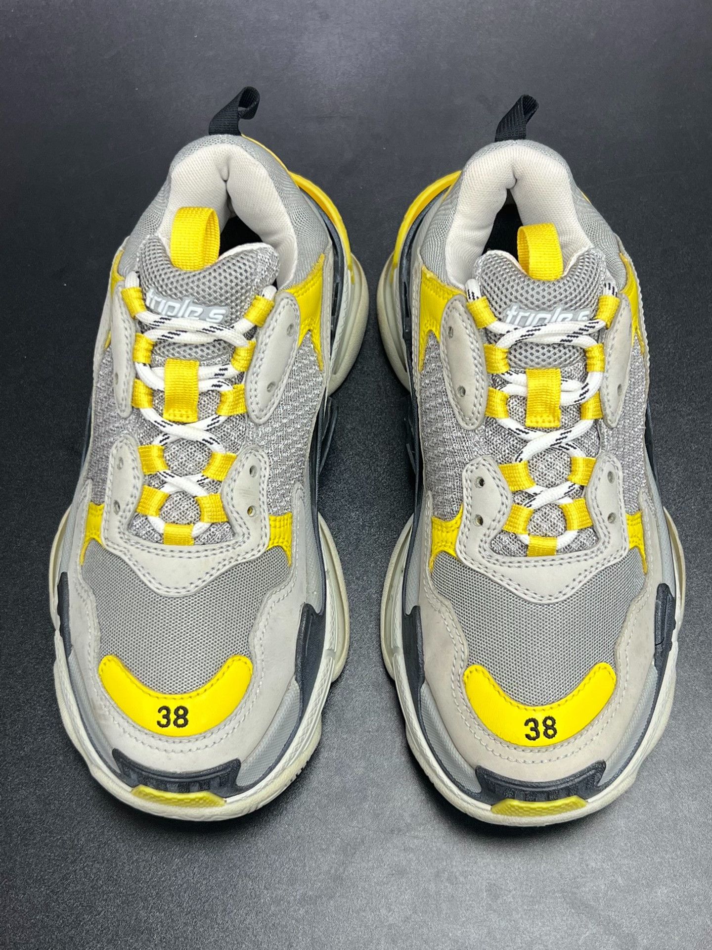 Balenciaga Balenciaga Yellow Lowtop Sneakers us_8 Women Size US 8 / IT 38 - 3 Thumbnail
