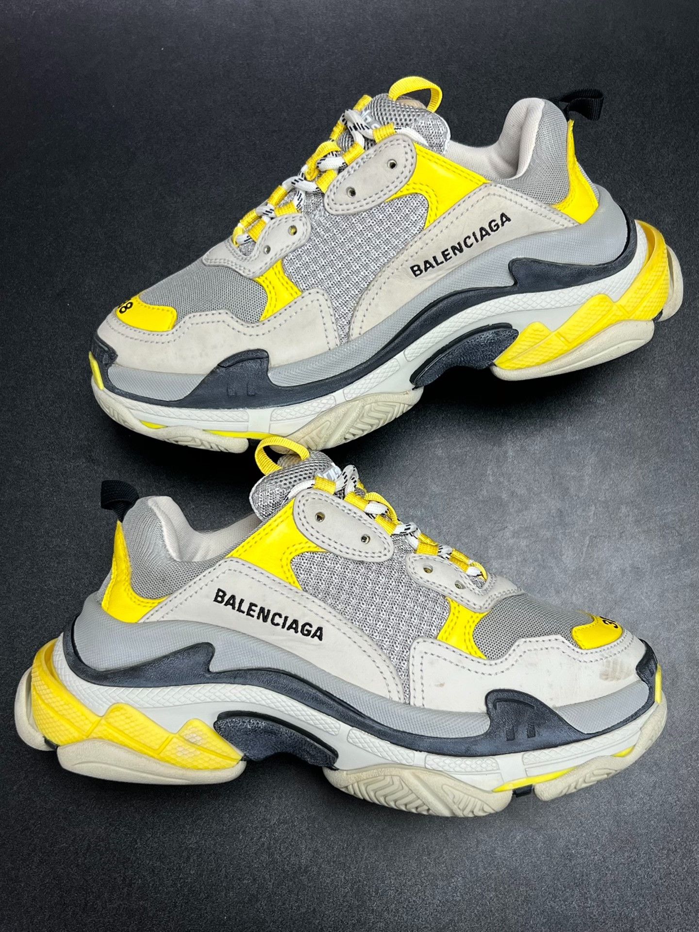 Balenciaga Balenciaga Yellow Lowtop Sneakers us_8 Women Size US 8 / IT 38 - 5 Thumbnail