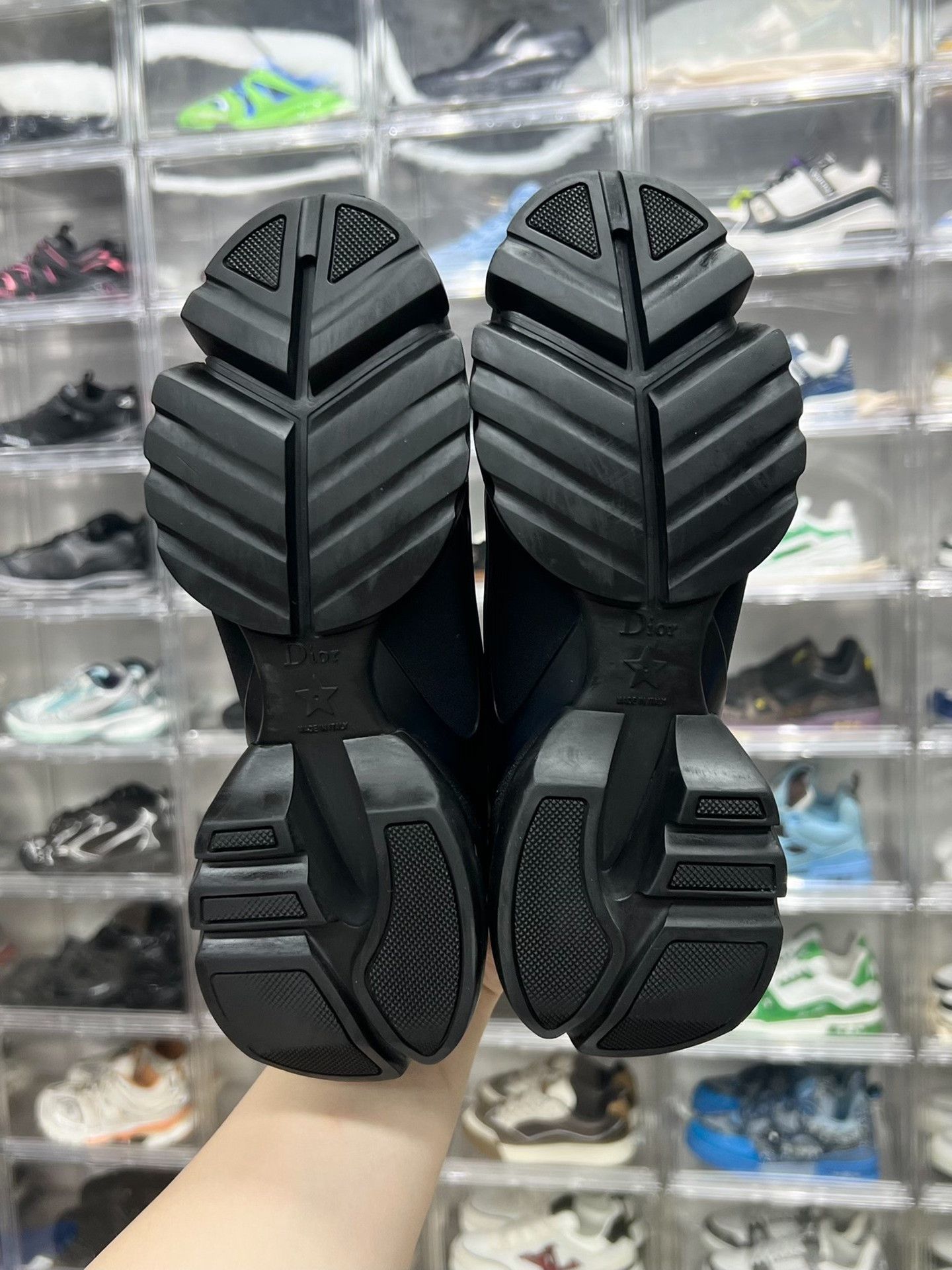 Dior Dior Black Lowtop Sneakers us_7-5 Women Size US 7.5 / IT 37.5 - 8 Thumbnail