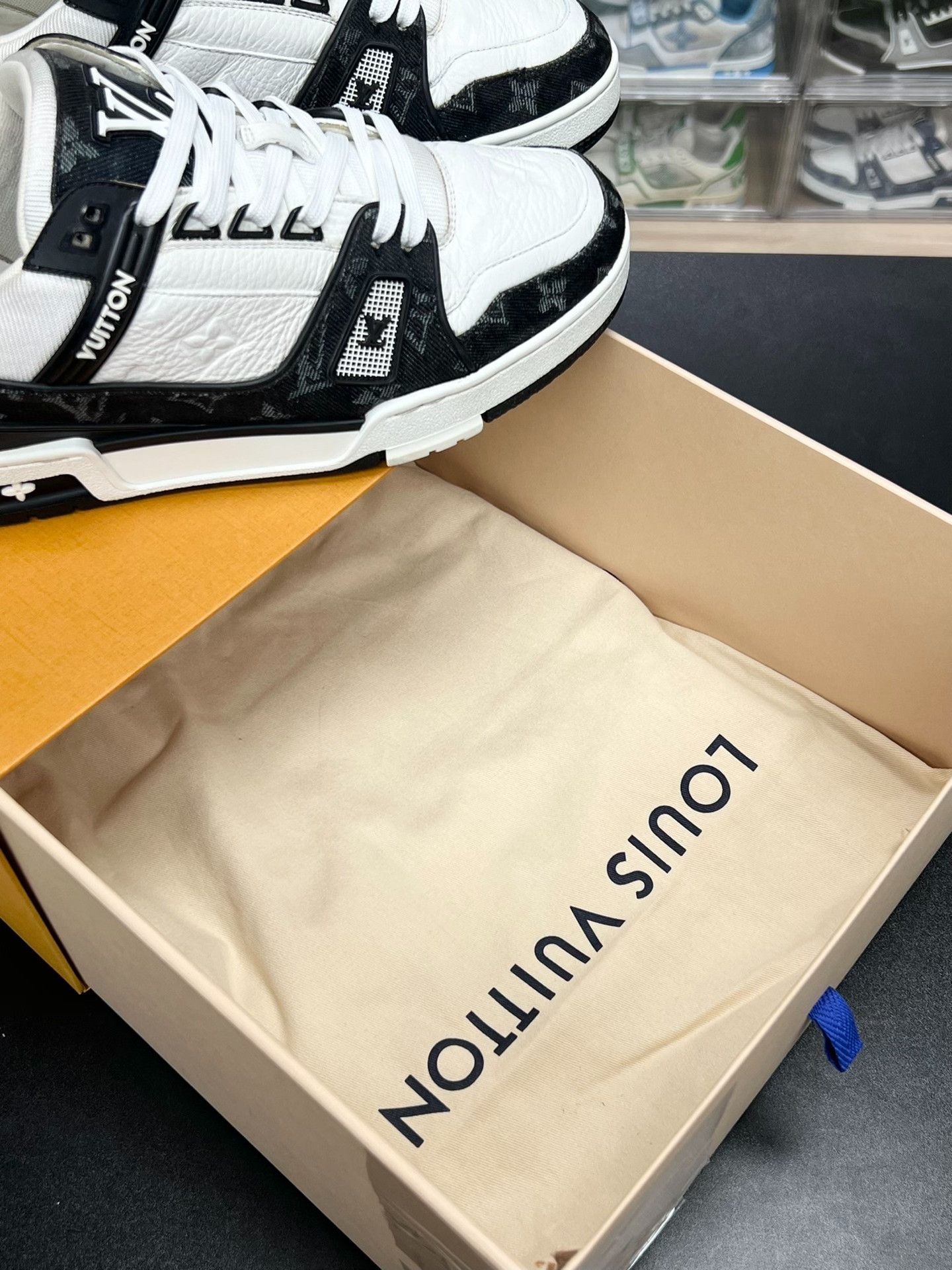 Louis Vuitton Louis Vuitton Training Denim Black Lowtop Sneakers 8.5 Men Size US 8.5 / EU 41-42 - 9 Thumbnail