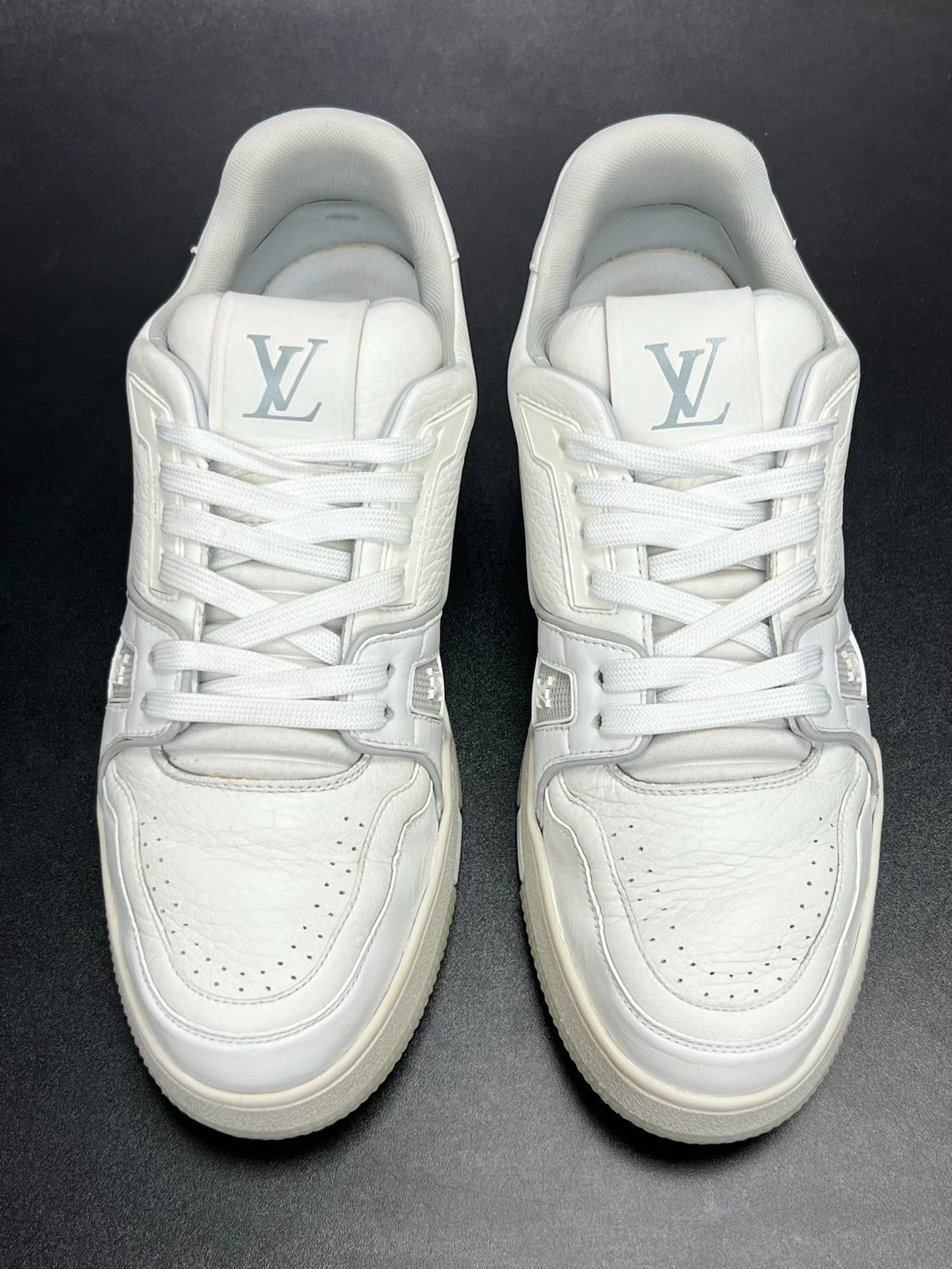 Louis Vuitton Louis Vuitton Training White Lowtop Sneakers 8 Men Size US 8 / EU 41 - 3 Thumbnail