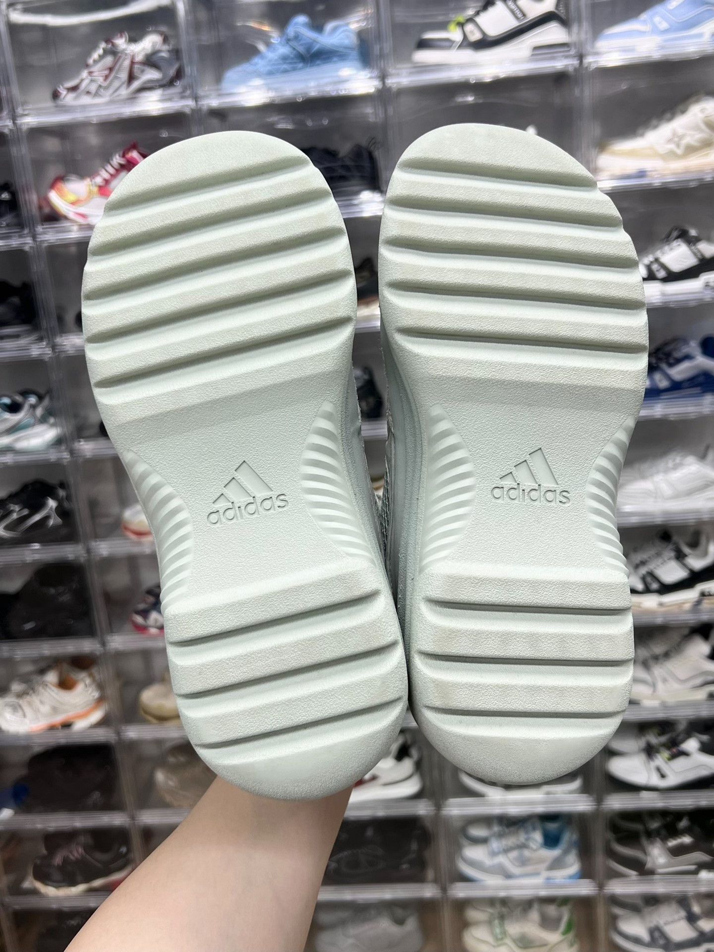 Adidas Adidas YEEZY White Lowtop Sneakers 10 Men Size US 10 / EU 43 - 8 Thumbnail