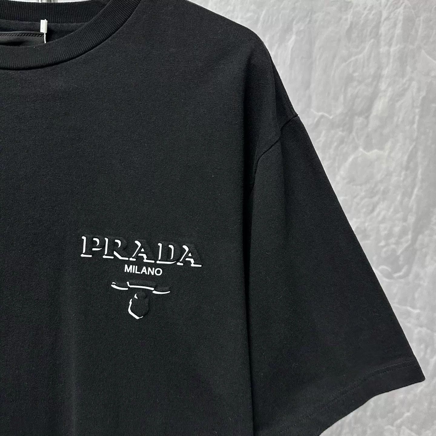 Prada Prada Raised Logo T-Shirt Black L Size US L / EU 52-54 / 3 - 4 Thumbnail