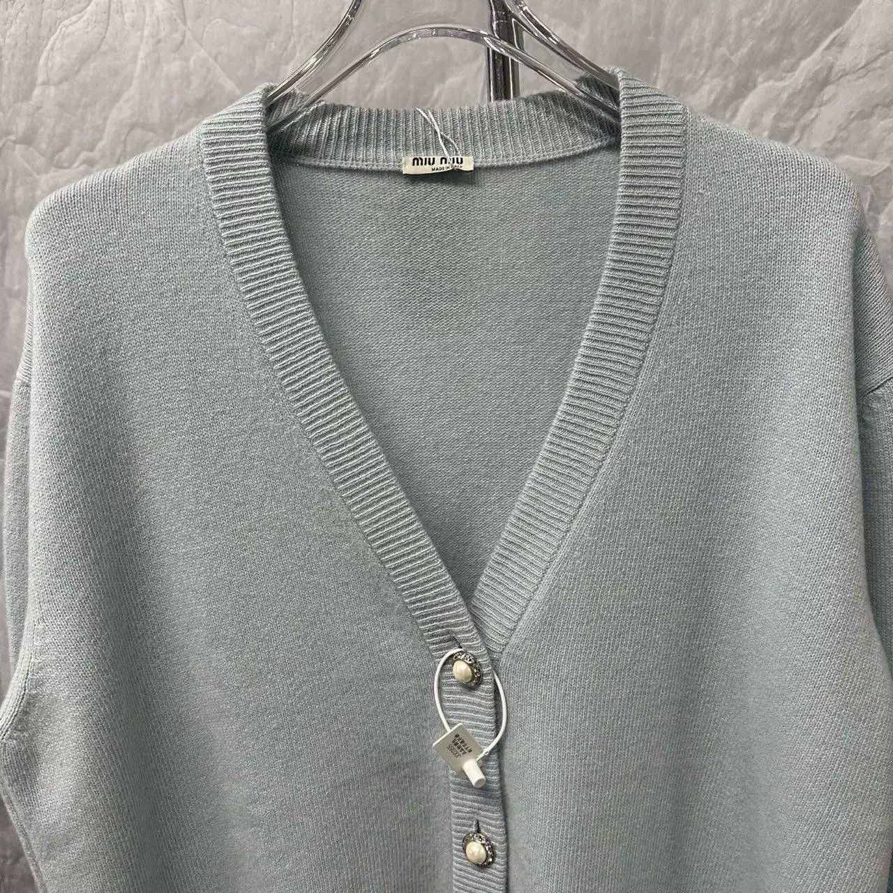 Miu Miu Miu Miu Pearl Button Knit Cardigan Size 38 Size XS / US 0-2 / IT 36-38 - 3 Thumbnail