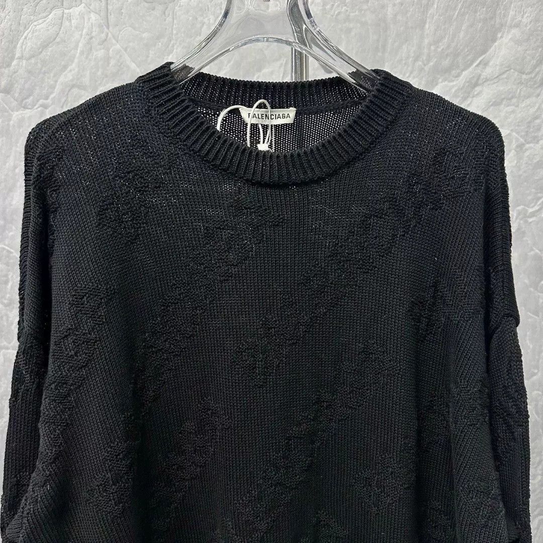 Balenciaga Balenciaga Tonal Jacquard Knit Sweater Size M Size US M / EU 48-50 / 2 - 3 Thumbnail