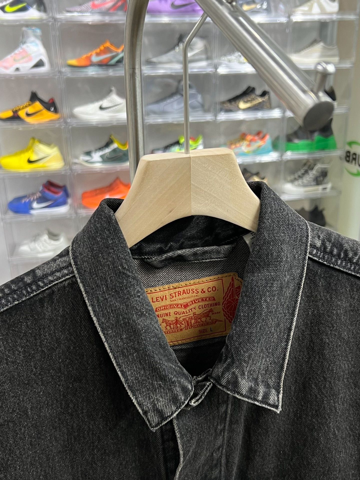 Jordan Brand Jordan Brand Denim Light Jacket l Men Size US L / EU 52-54 / 3 - 2 Thumbnail