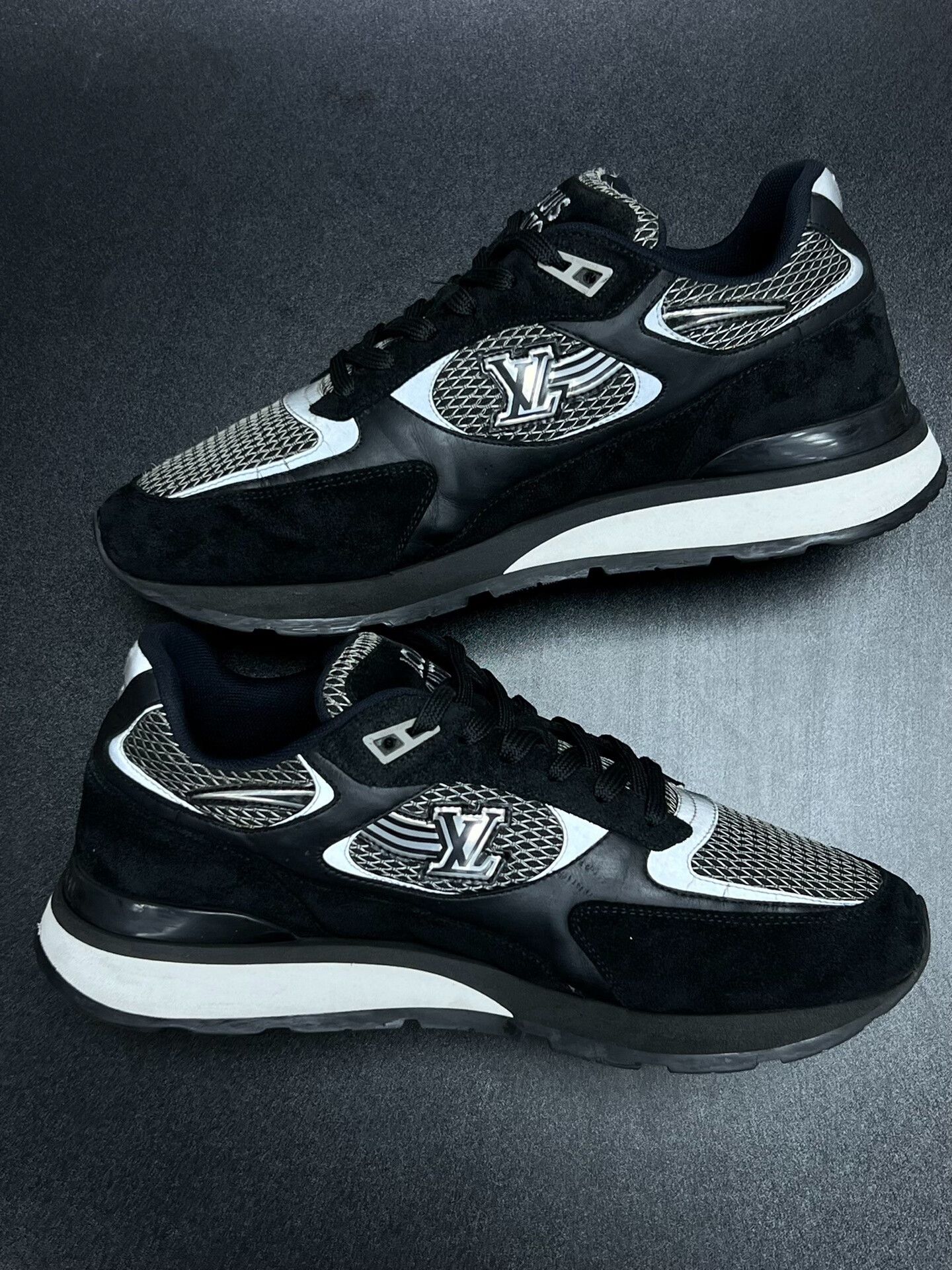 Louis Vuitton Louis Vuitton Running Gray Lowtop Sneakers 8.5 Men Size US 8.5 / EU 41-42 - 6 Thumbnail