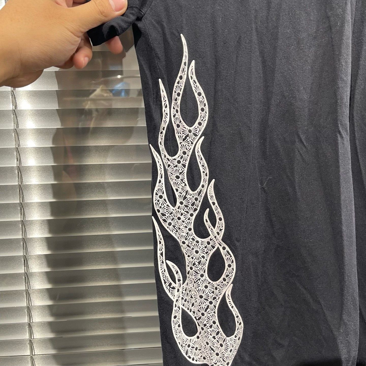 Chrome Hearts Chrome Hearts Flame Graphic Pocket T-Shirt Size L Size US L / EU 52-54 / 3 - 6 Thumbnail