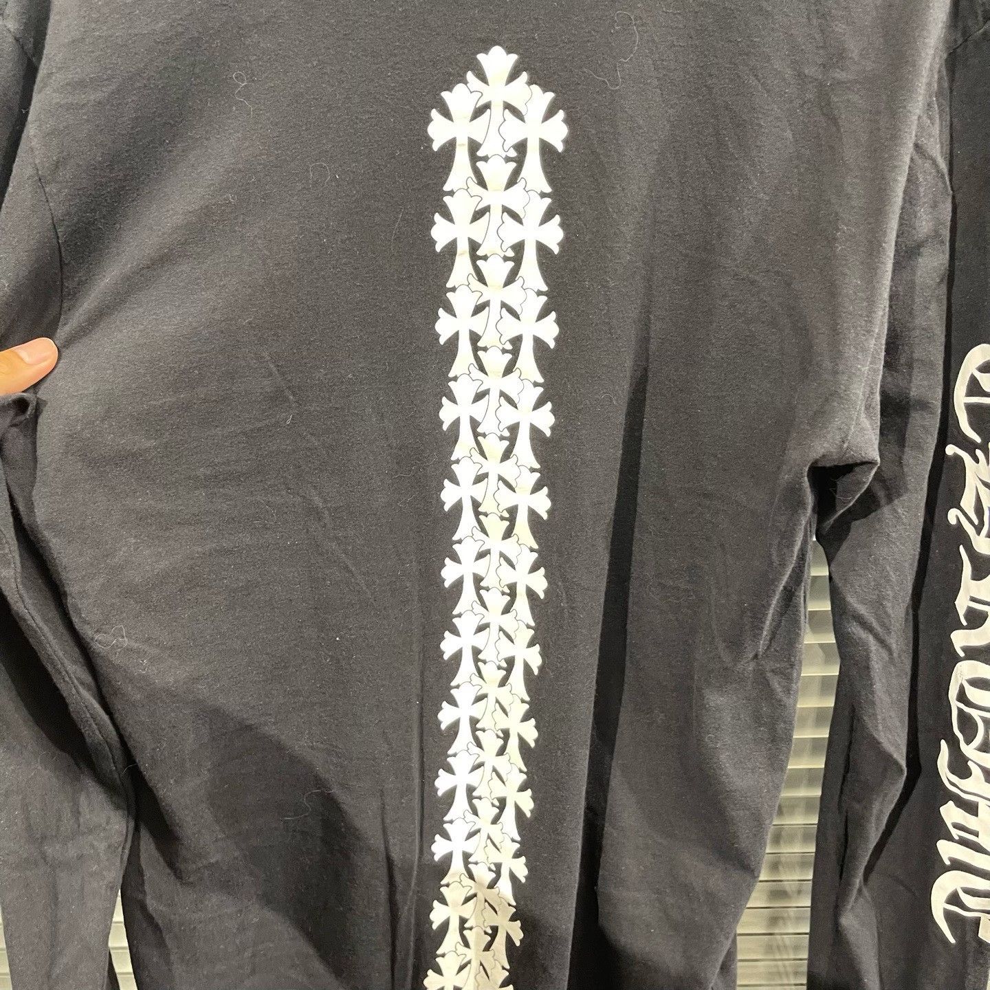 Chrome Hearts Chrome Hearts Vertical Cross Logo L/S T-Shirt M Size US M / EU 48-50 / 2 - 6 Thumbnail