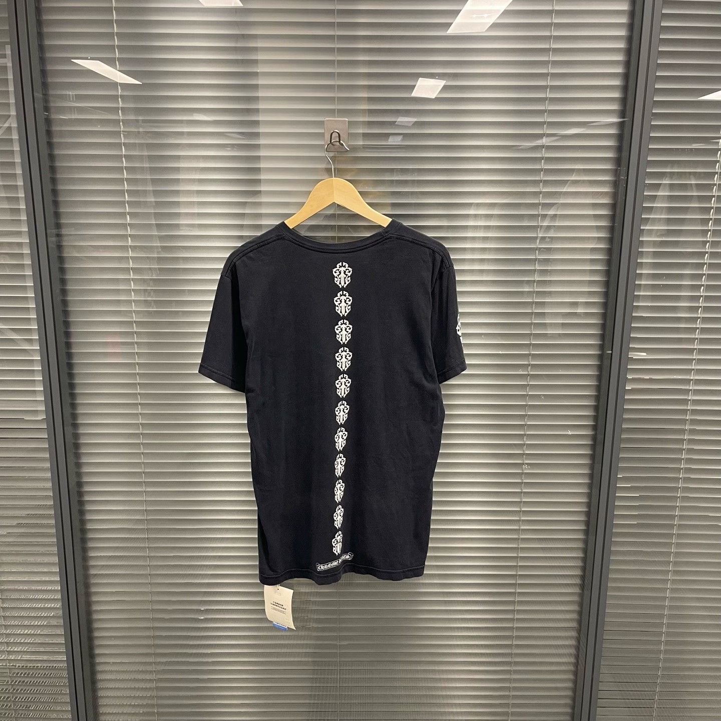 Chrome Hearts Chrome Hearts Dagger Pocket T-Shirt Size L Size US L / EU 52-54 / 3 - 3 Thumbnail
