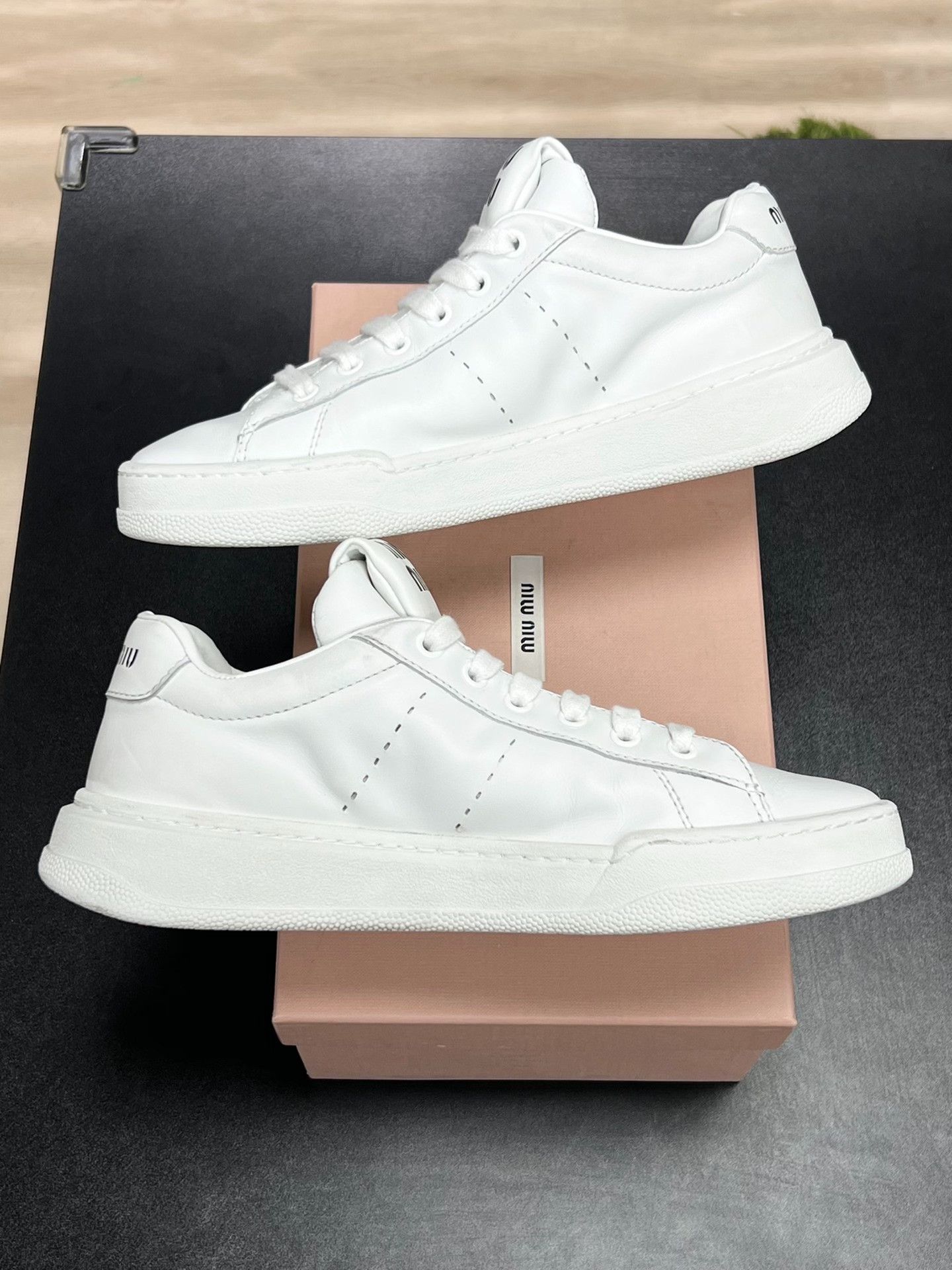 Miu Miu Miu Miu Leather White Lowtop Sneakers us_7-5 Women Size US 7.5 / IT 37.5 - 6 Thumbnail
