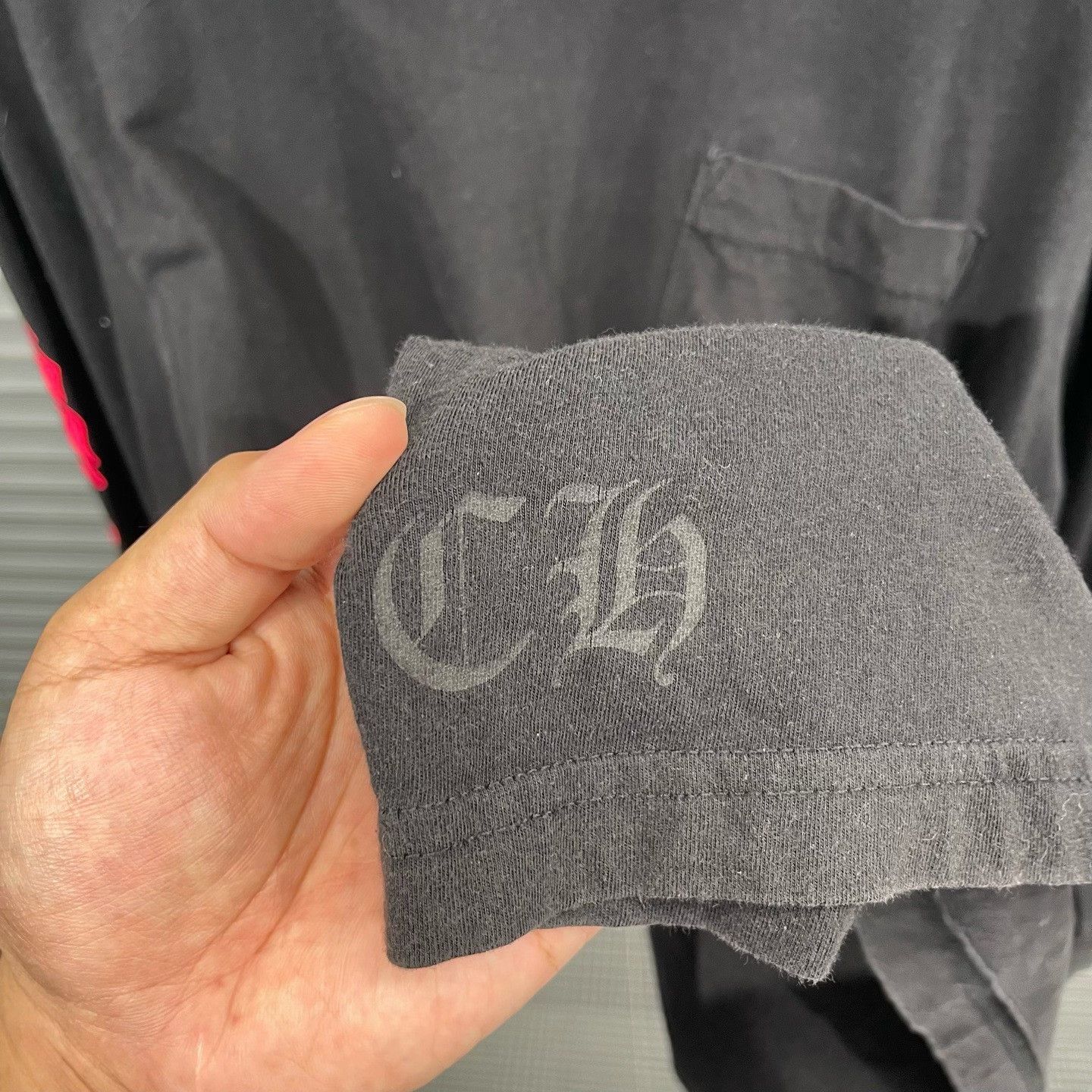 Chrome Hearts Chrome Hearts Pink Sanskrit Pocket Long Sleeve Size L Size US L / EU 52-54 / 3 - 6 Thumbnail