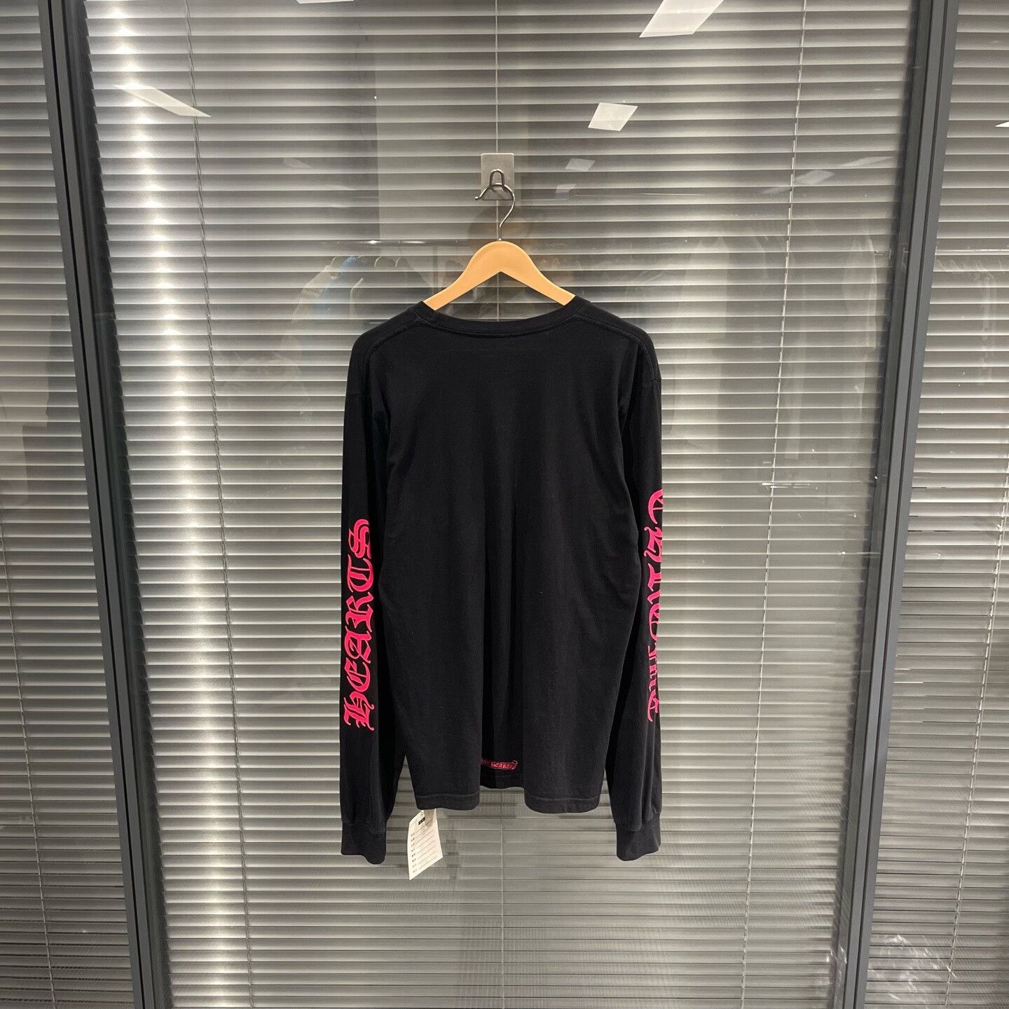 Chrome Hearts Chrome Hearts Pink Sanskrit Pocket Long Sleeve Size L Size US L / EU 52-54 / 3 - 3 Thumbnail