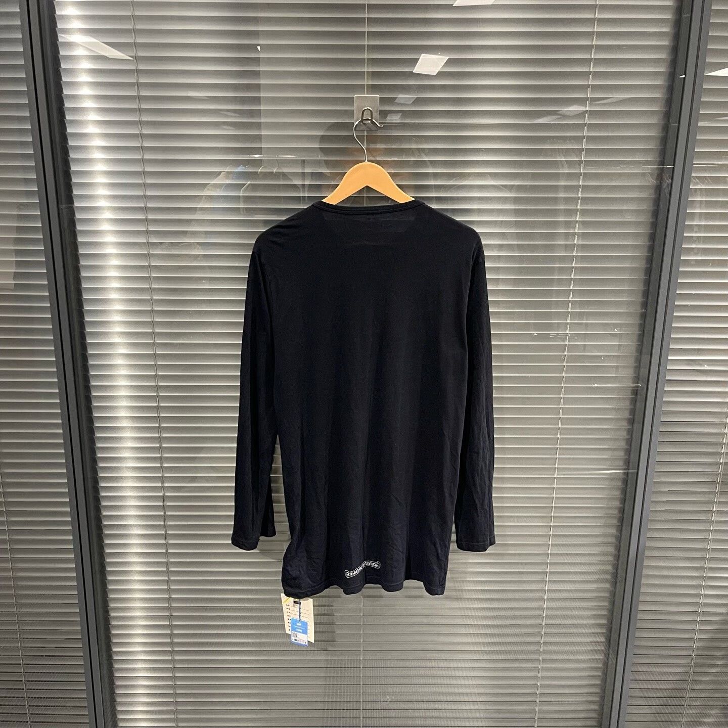 Chrome Hearts Chrome Hearts Silver Button Cross Long Sleeve M Size US M / EU 48-50 / 2 - 3 Thumbnail