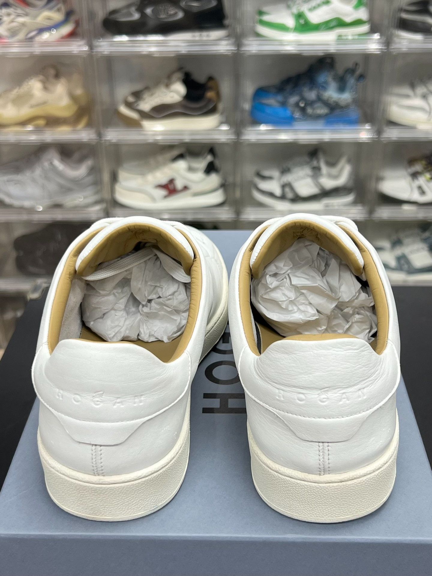 Hogan Hogan Retro White Lowtop Sneakers 8.5 Men Size US 8.5 / EU 41-42 - 7 Thumbnail