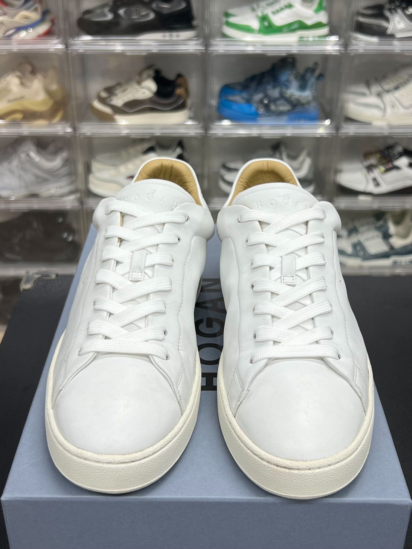 Hogan Hogan Retro White Lowtop Sneakers 8.5 Men Size US 8.5 / EU 41-42 - 2 Thumbnail