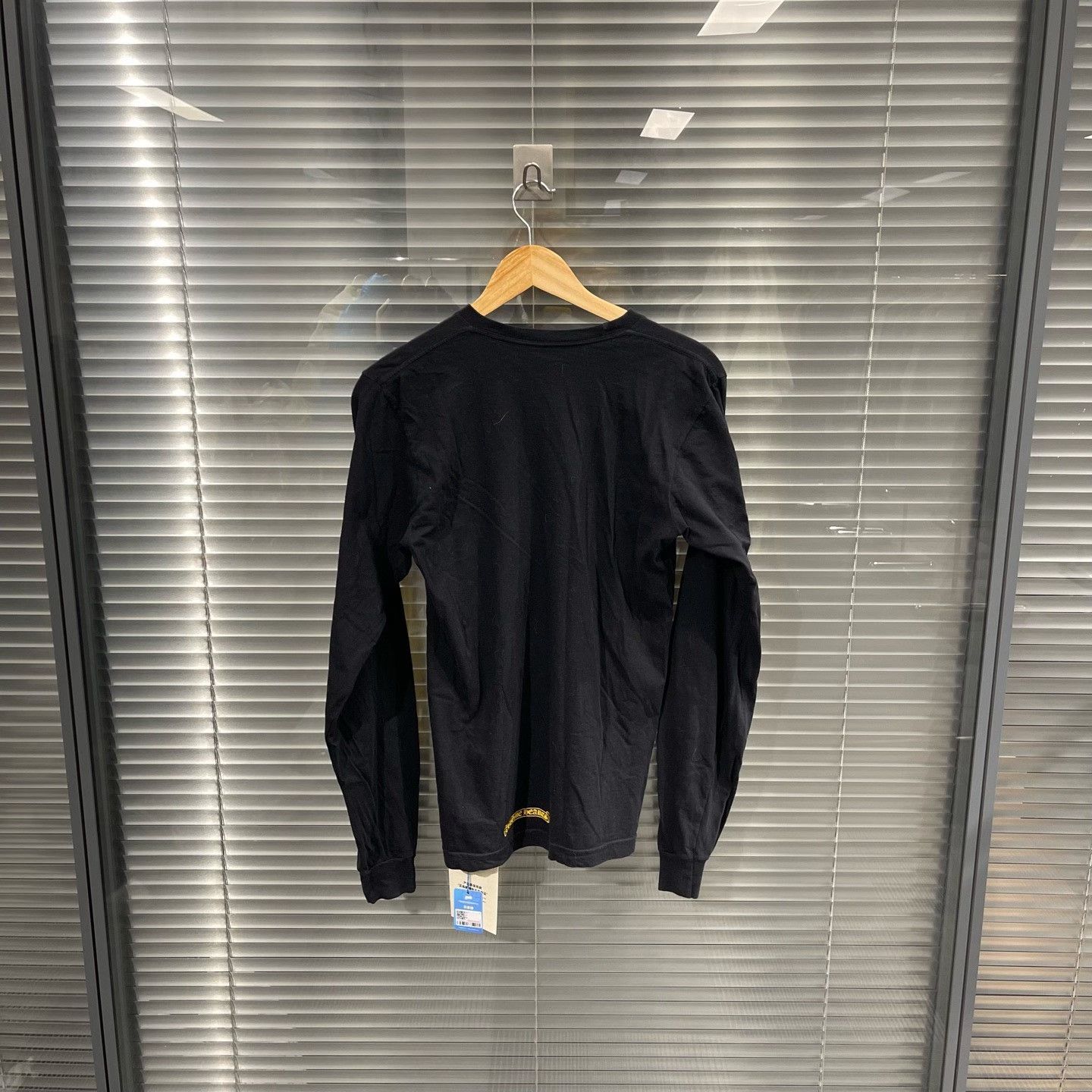 Chrome Hearts Chrome Hearts Yellow Script Long Sleeve T-Shirt Size S Size US S / EU 44-46 / 1 - 3 Thumbnail