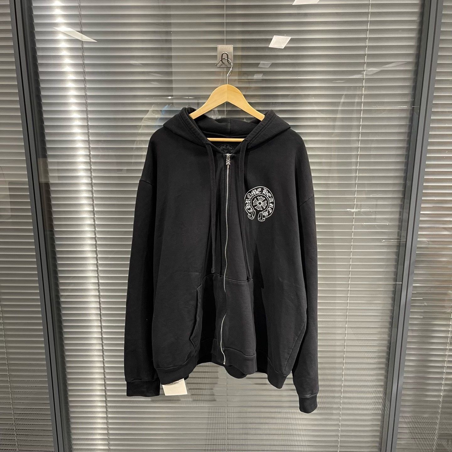 Chrome Hearts Chrome Hearts Las Vegas Horseshoe Zip Hoodie XXL Size US XXL / EU 58 / 5 - 3 Thumbnail