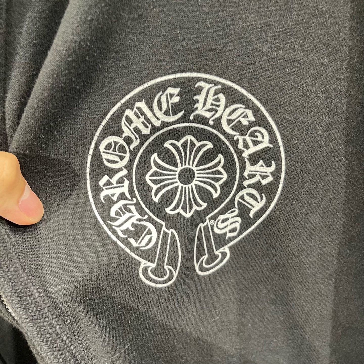 Chrome Hearts Chrome Hearts Las Vegas Horseshoe Zip Hoodie XXL Size US XXL / EU 58 / 5 - 5 Thumbnail