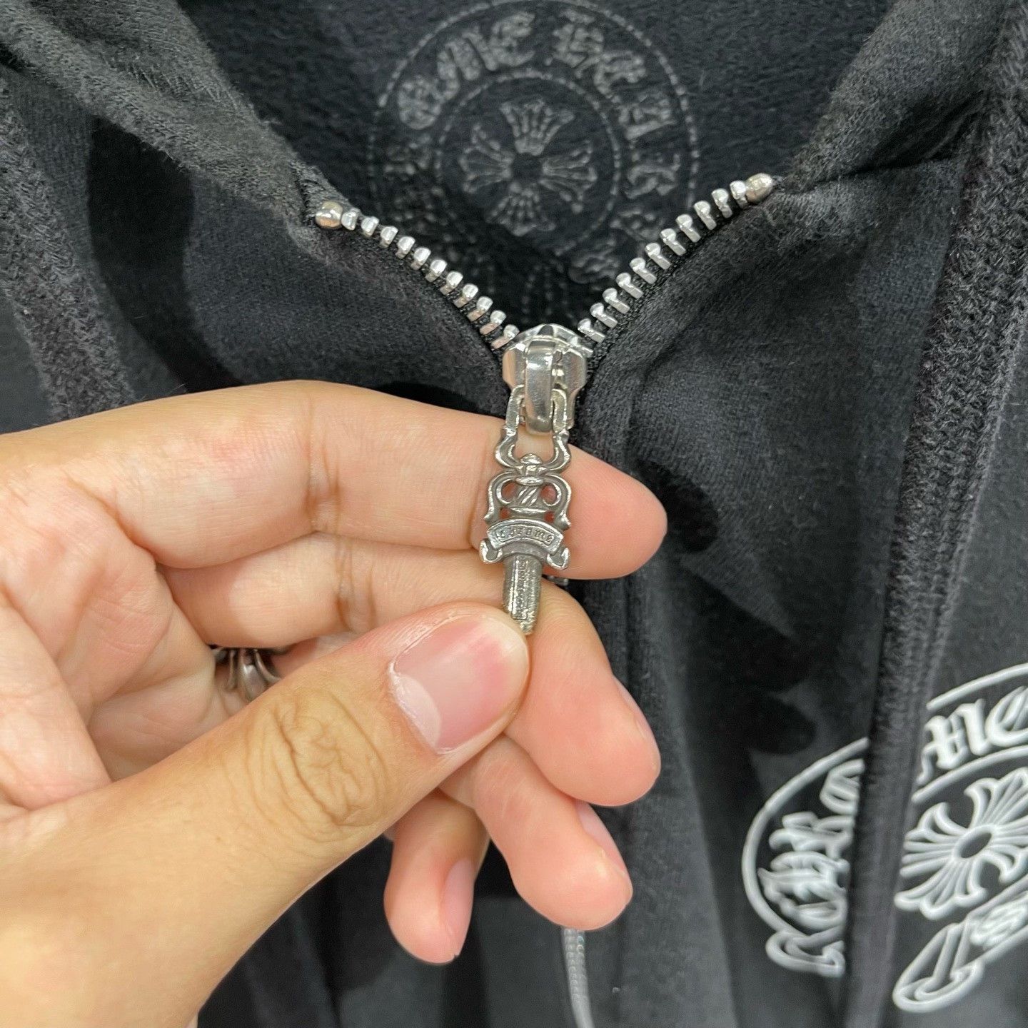 Chrome Hearts Chrome Hearts Las Vegas Horseshoe Zip Hoodie XXL Size US XXL / EU 58 / 5 - 6 Thumbnail