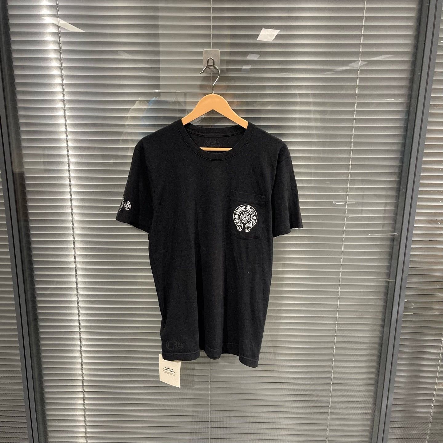 Chrome Hearts Chrome Hearts Multicolor Horseshoe T-Shirt Size M Size US M / EU 48-50 / 2 - 3 Thumbnail