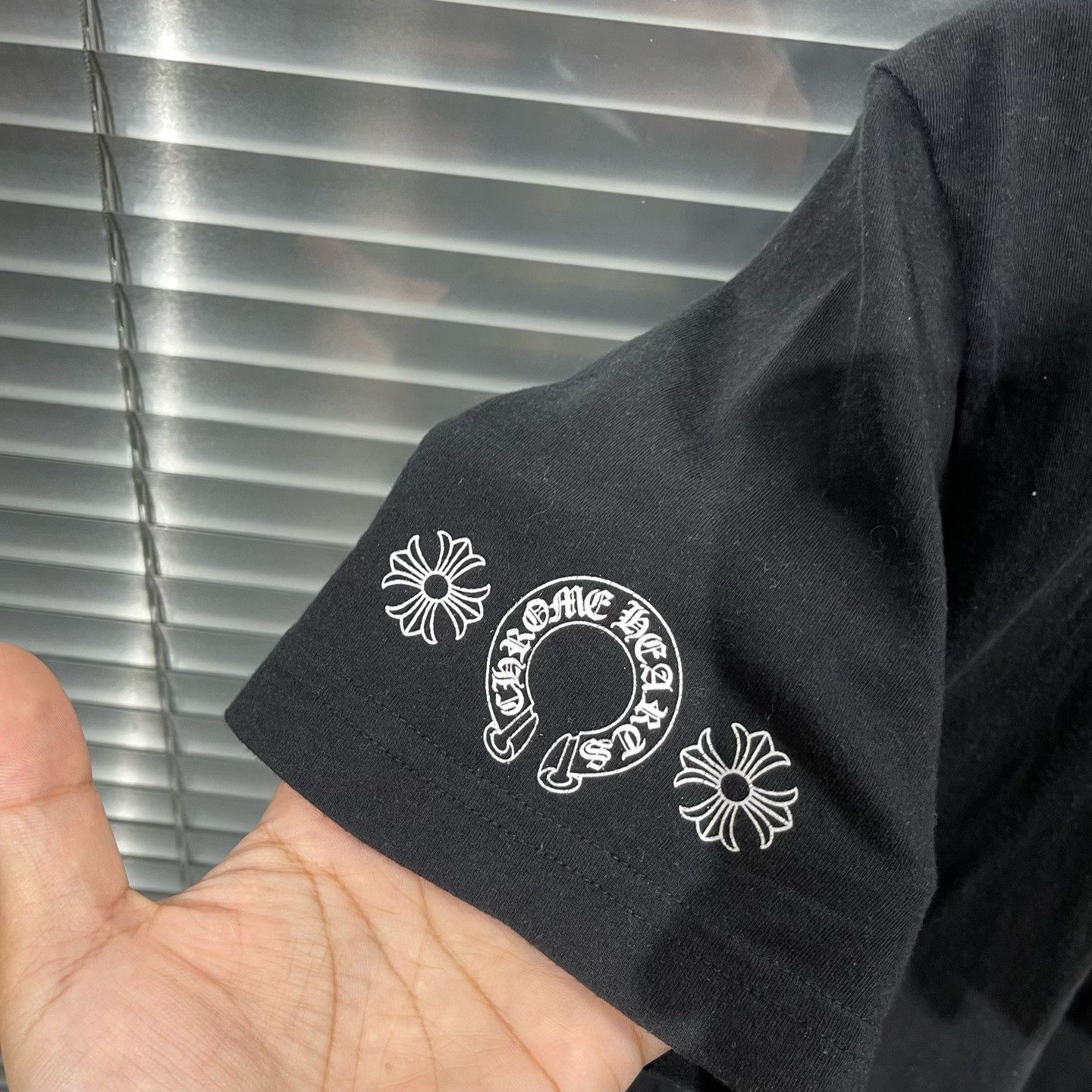Chrome Hearts Chrome Hearts Multicolor Horseshoe T-Shirt Size M Size US M / EU 48-50 / 2 - 6 Thumbnail