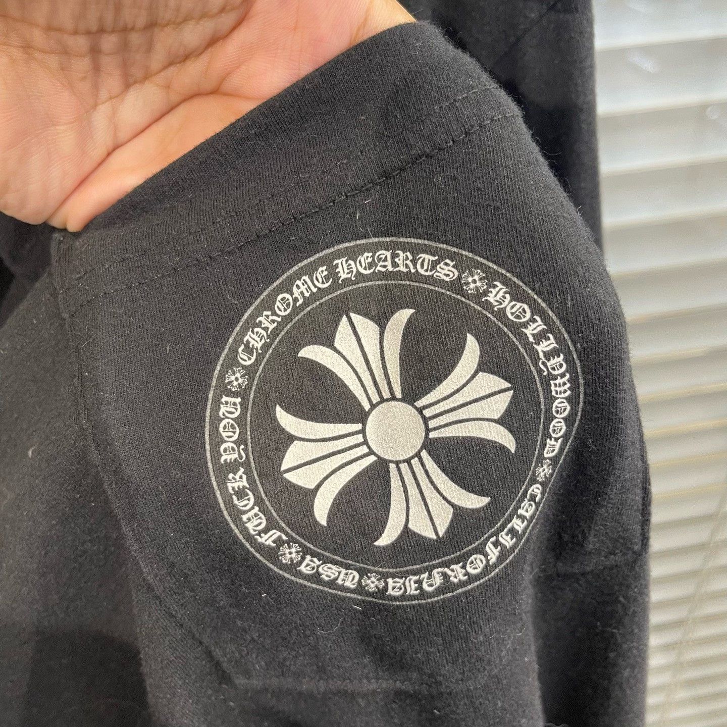 Chrome Hearts Chrome Hearts Cross Logo Long Sleeve T-Shirt XL Size US XL / EU 56 / 4 - 5 Thumbnail