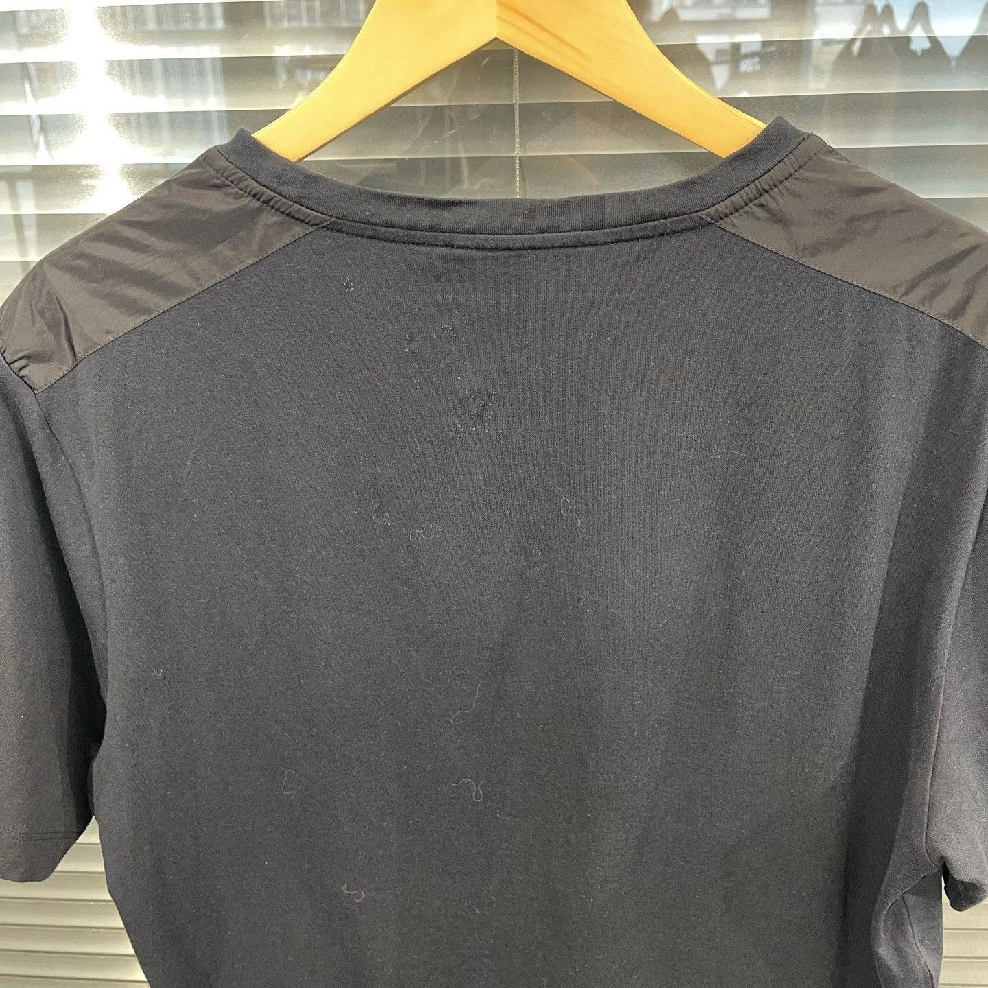Prada Prada Tonal Logo Patch T-Shirt XL Size US XL / EU 56 / 4 - 6 Thumbnail