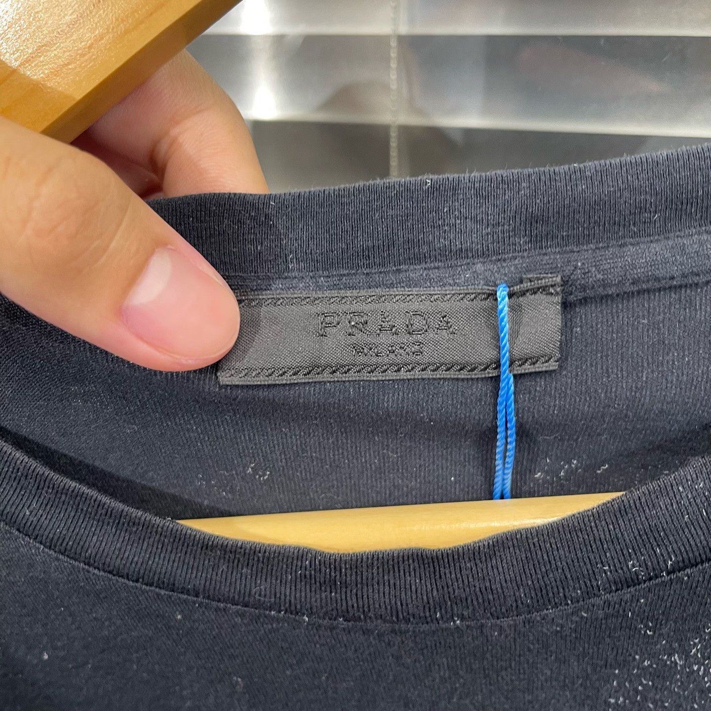 Prada Prada Tonal Logo Patch T-Shirt XL Size US XL / EU 56 / 4 - 4 Thumbnail