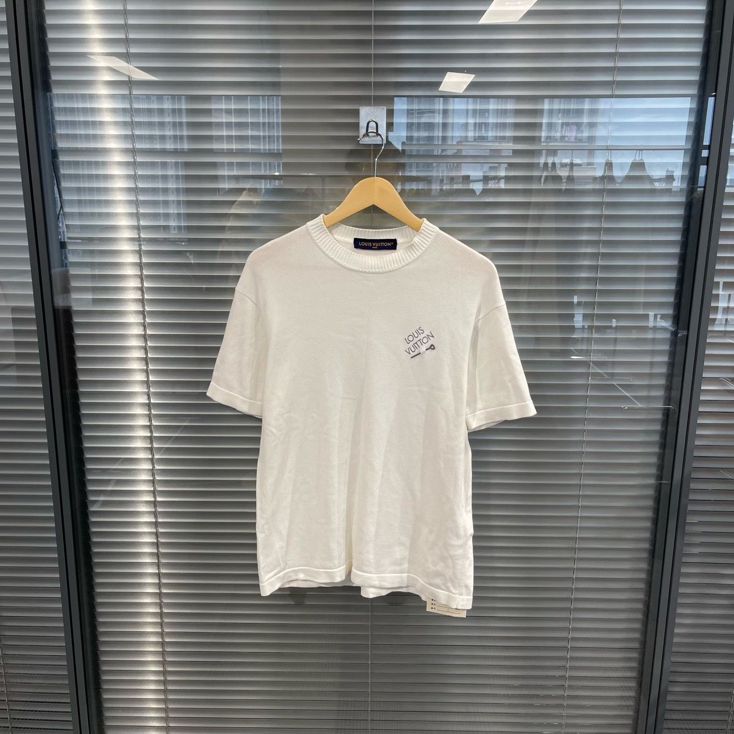 Louis Vuitton Louis Vuitton Safety Pin Embroidered Knit Shirt S Size US S / EU 44-46 / 1 - 2 Thumbnail