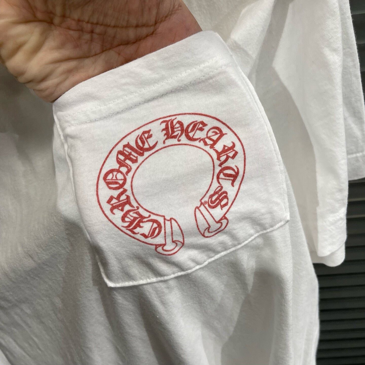 Chrome Hearts Chrome Hearts Red Horseshoe Pocket T-Shirt US L Size US L / EU 52-54 / 3 - 5 Thumbnail