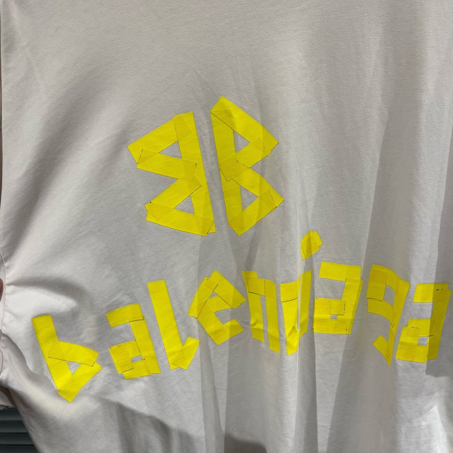 Balenciaga Balenciaga Tape Logo Short Sleeve T-Shirt M Size US M / EU 48-50 / 2 - 6 Thumbnail