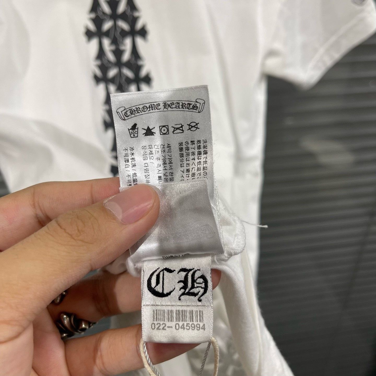 Chrome Hearts Chrome Hearts Spine Cross Pocket T-Shirt XS Size US XS / EU 42 / 0 - 9 Thumbnail