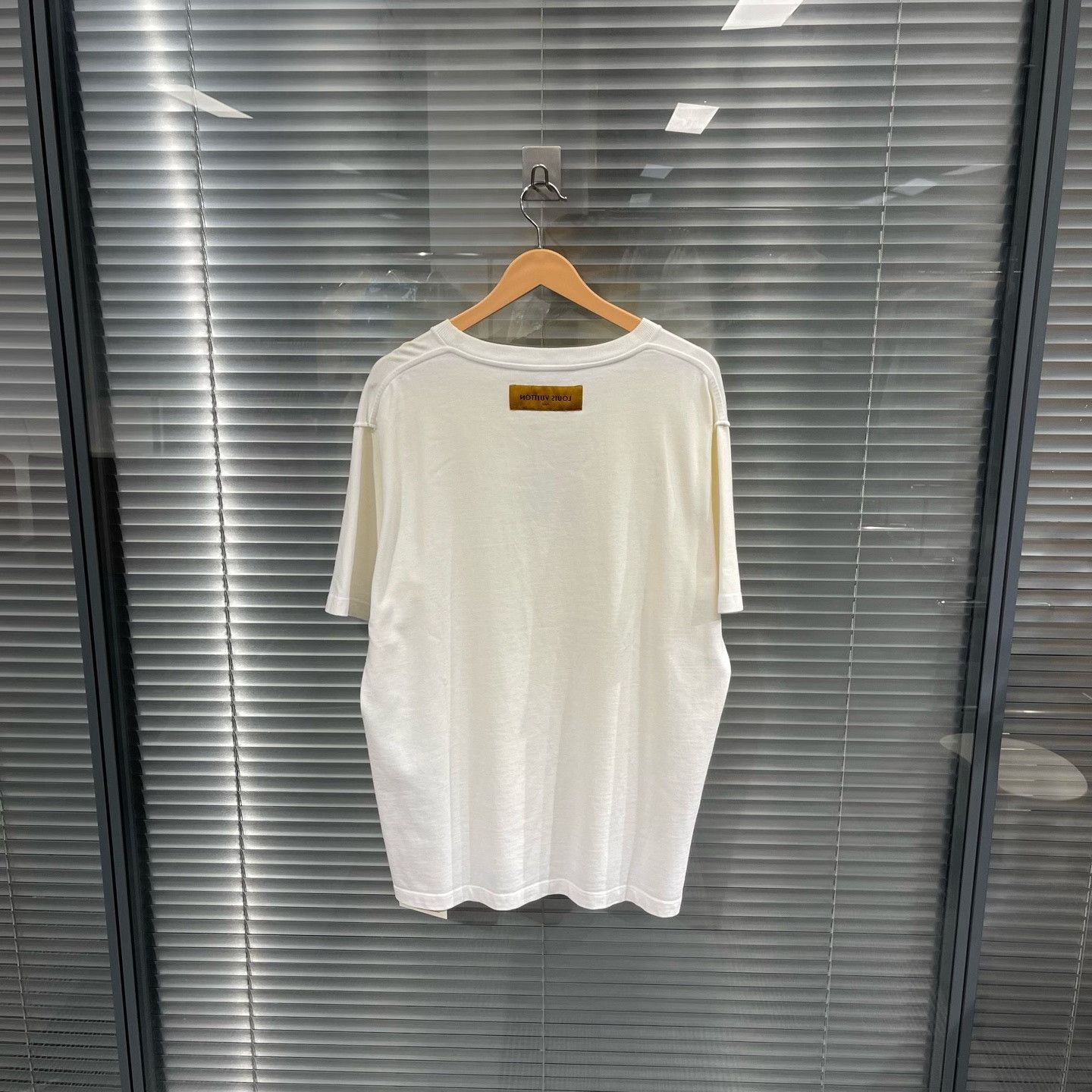 Louis Vuitton Louis Vuitton Anchor Embroidery T-Shirt Size XL Size US XL / EU 56 / 4 - 3 Thumbnail