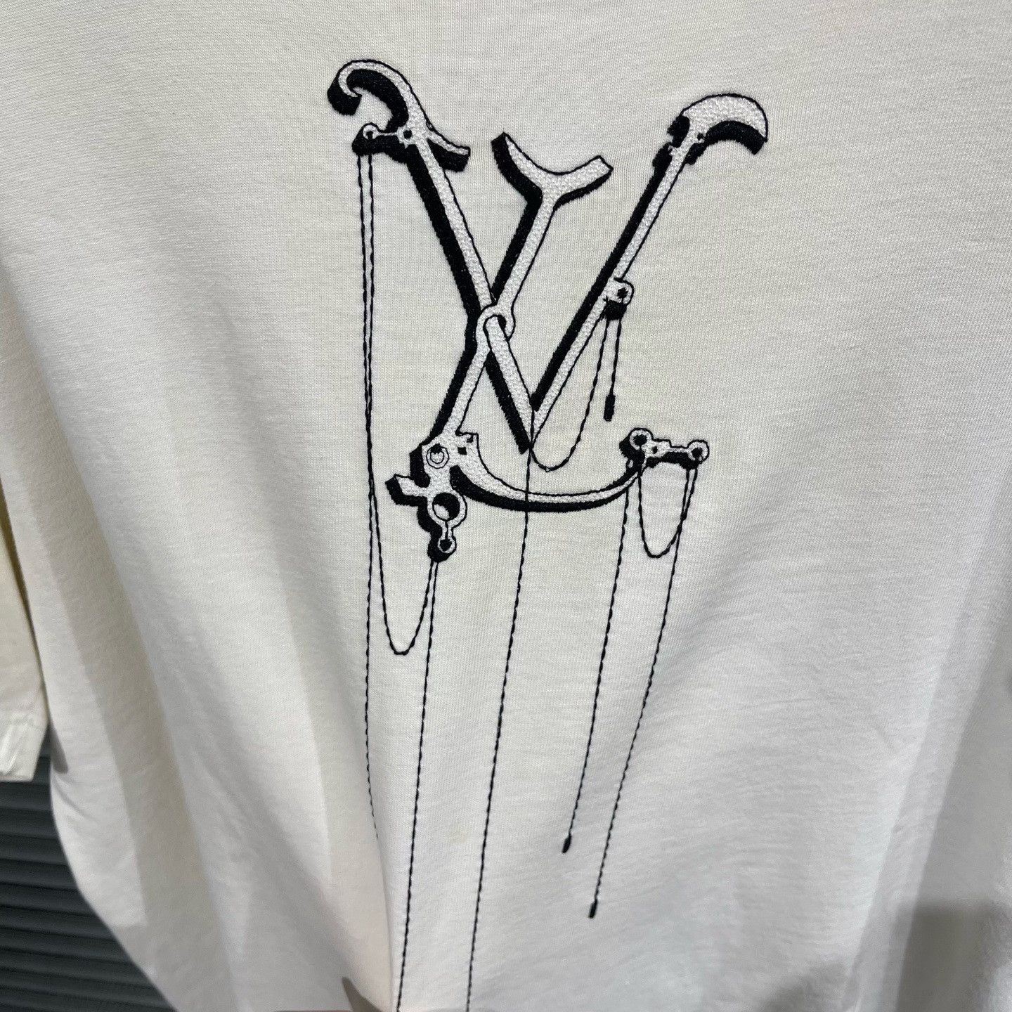 Louis Vuitton Louis Vuitton Anchor Embroidery T-Shirt Size XL Size US XL / EU 56 / 4 - 5 Thumbnail