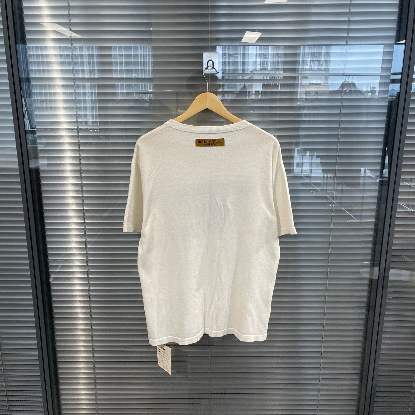 Louis Vuitton Louis Vuitton Maison Logo Knit T-Shirt L Size US L / EU 52-54 / 3 - 3 Thumbnail