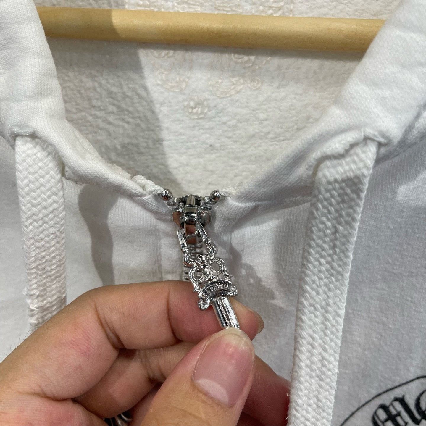 Chrome Hearts Chrome Hearts Horseshoe Floral Sleeve Zip Hoodie M Size US M / EU 48-50 / 2 - 6 Thumbnail