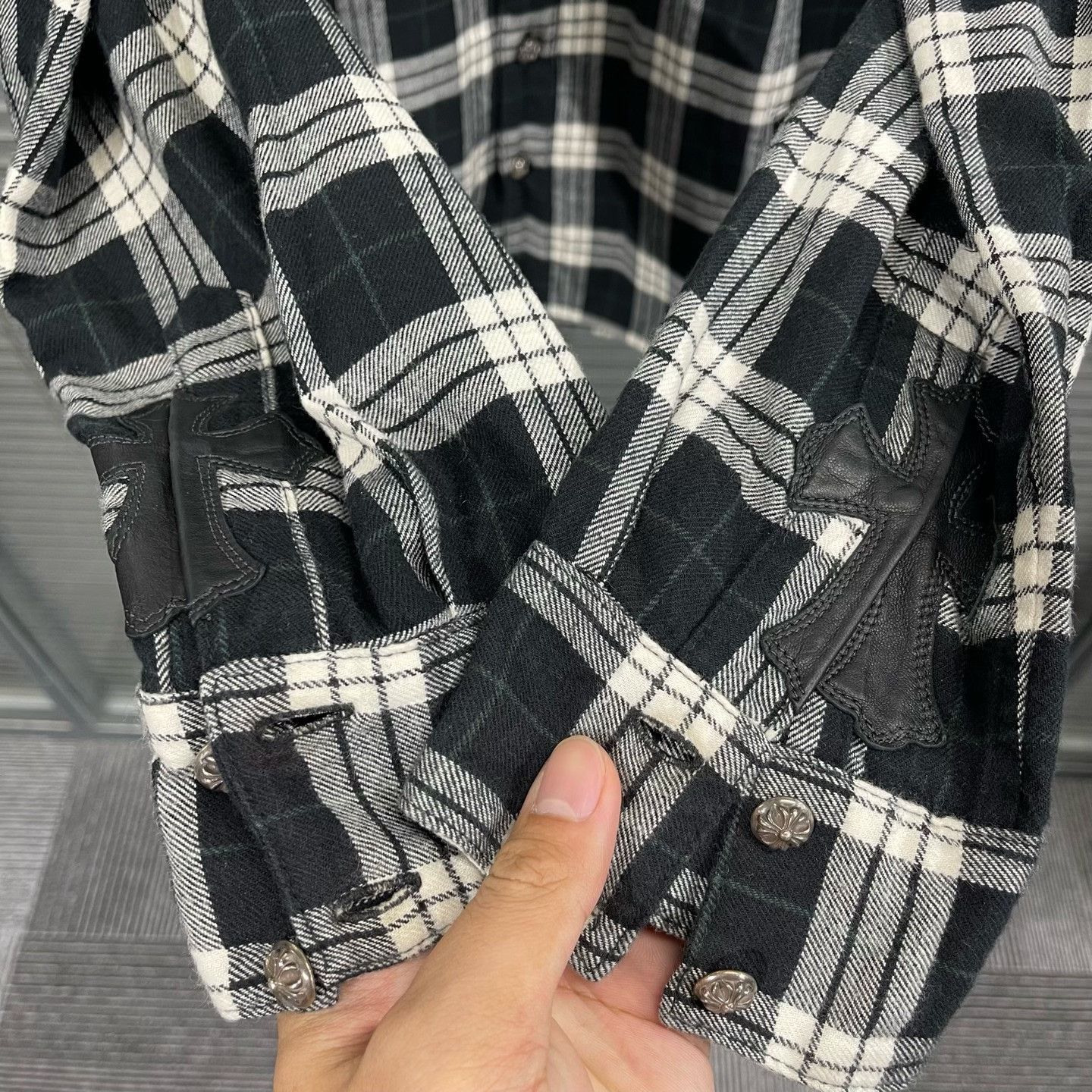 Chrome Hearts Chrome Hearts Cross Patch Plaid Flannel Shirt M Size US M / EU 48-50 / 2 - 6 Thumbnail