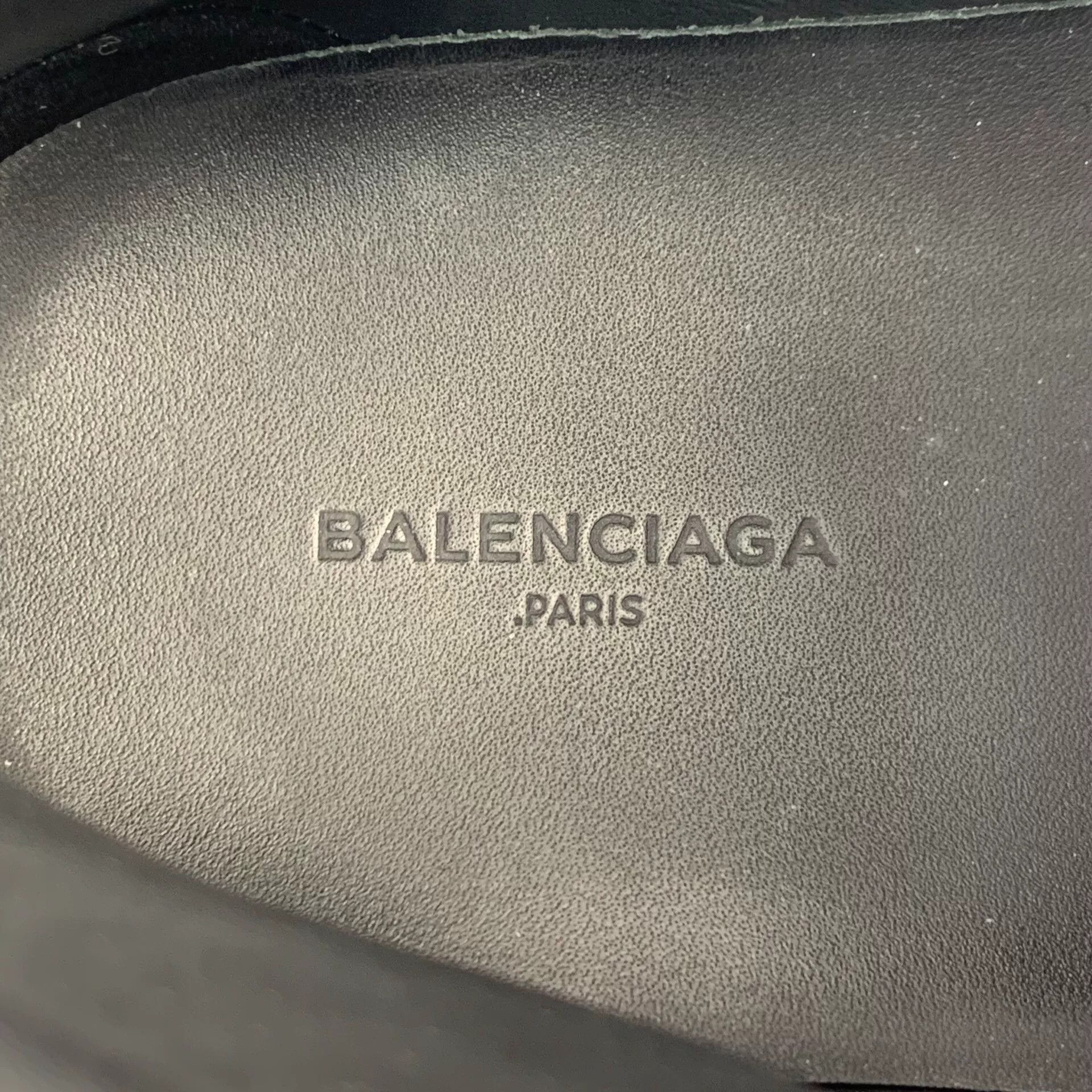 Balenciaga Balenciaga Leather Ring Eyelet Hi-Top Sneakers EU 40 Size US 7 / EU 40 - 8 Thumbnail