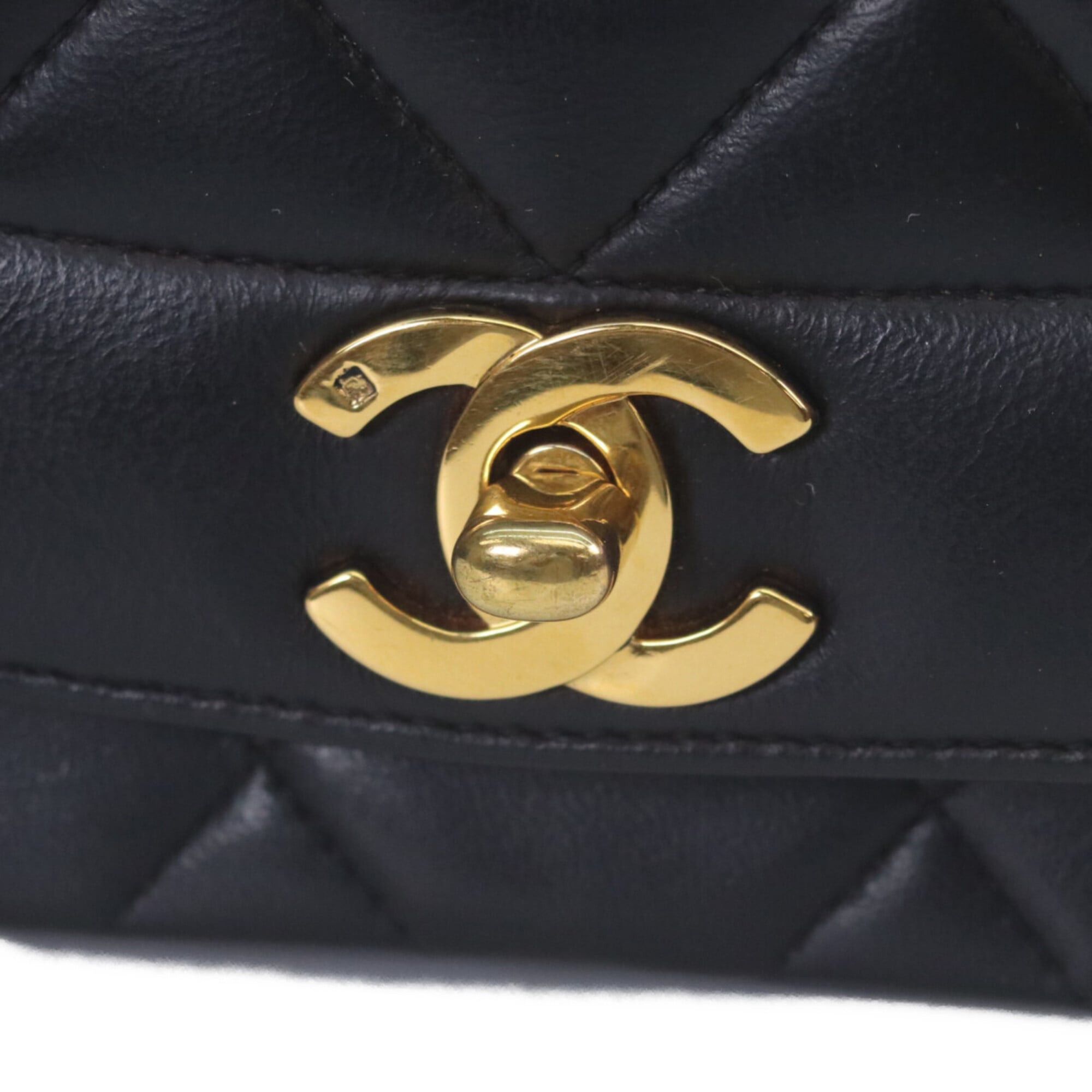 Chanel CHANEL A01165 Black Lambskin Gold Hardware Diana 25 Shoulder Bag for Women Size ONE SIZE - 6 Thumbnail