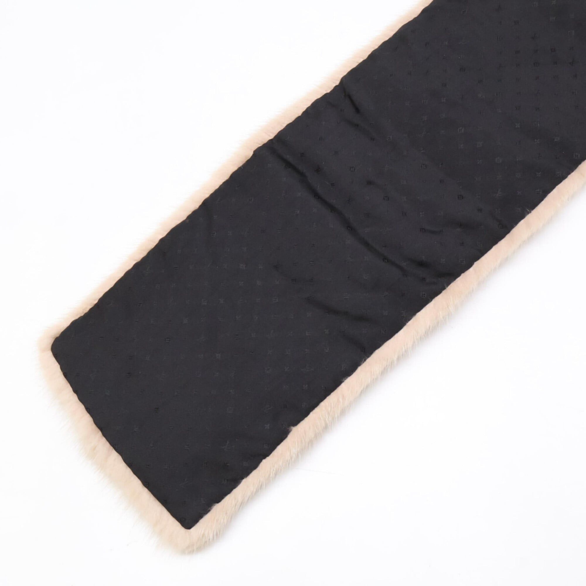Louis Vuitton LOUIS VUITTON M75761 Echarpe Monogram Mink Tippet Scarf (Beige) - Women's Size ONE SIZE - 5 Thumbnail